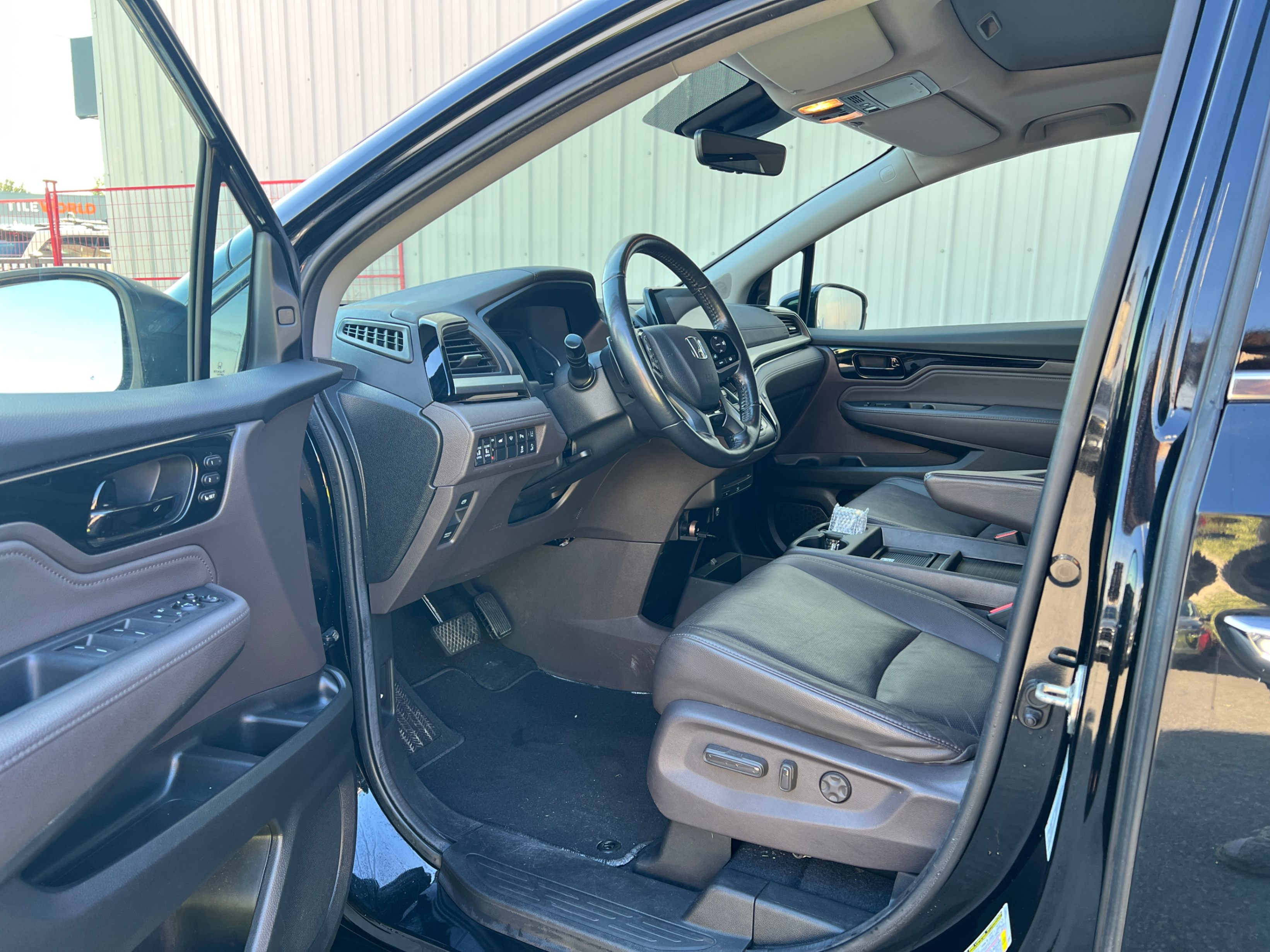 2019 Honda Odyssey Touring Auto. NO ACCIDENTS., Vancouver, Cash