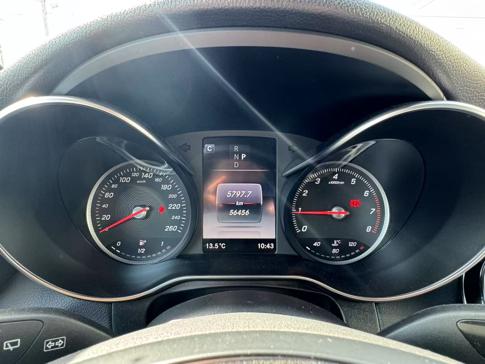2019 Mercedes-Benz GLC-class GLC 300 4MATIC SUV. AMG PACKAGE. FULL SERVICE RECORD., Vancouver, Cash