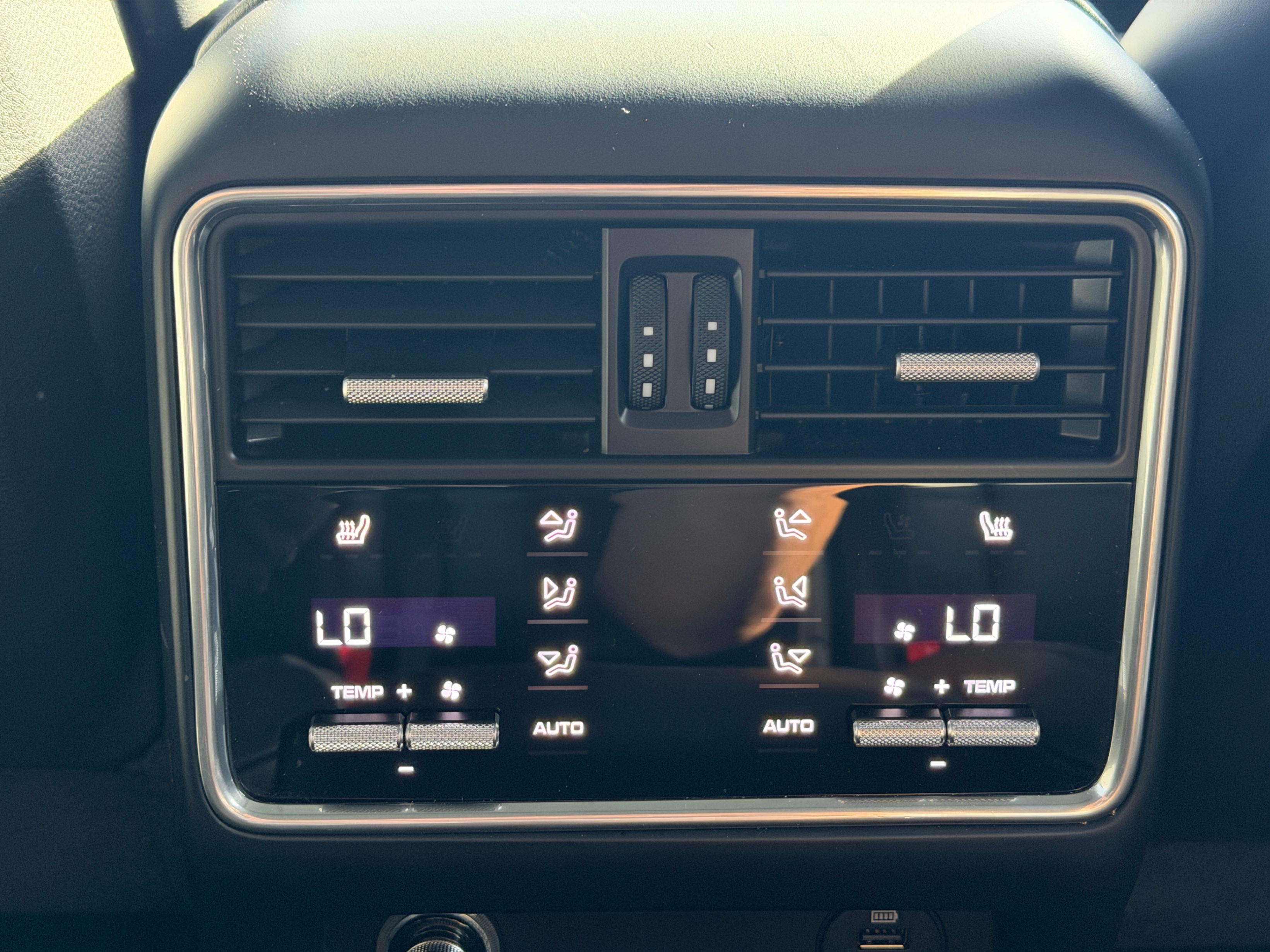 2019 Porsche Cayenne LOCAL BC VEHICLE., 温哥华, 全款车