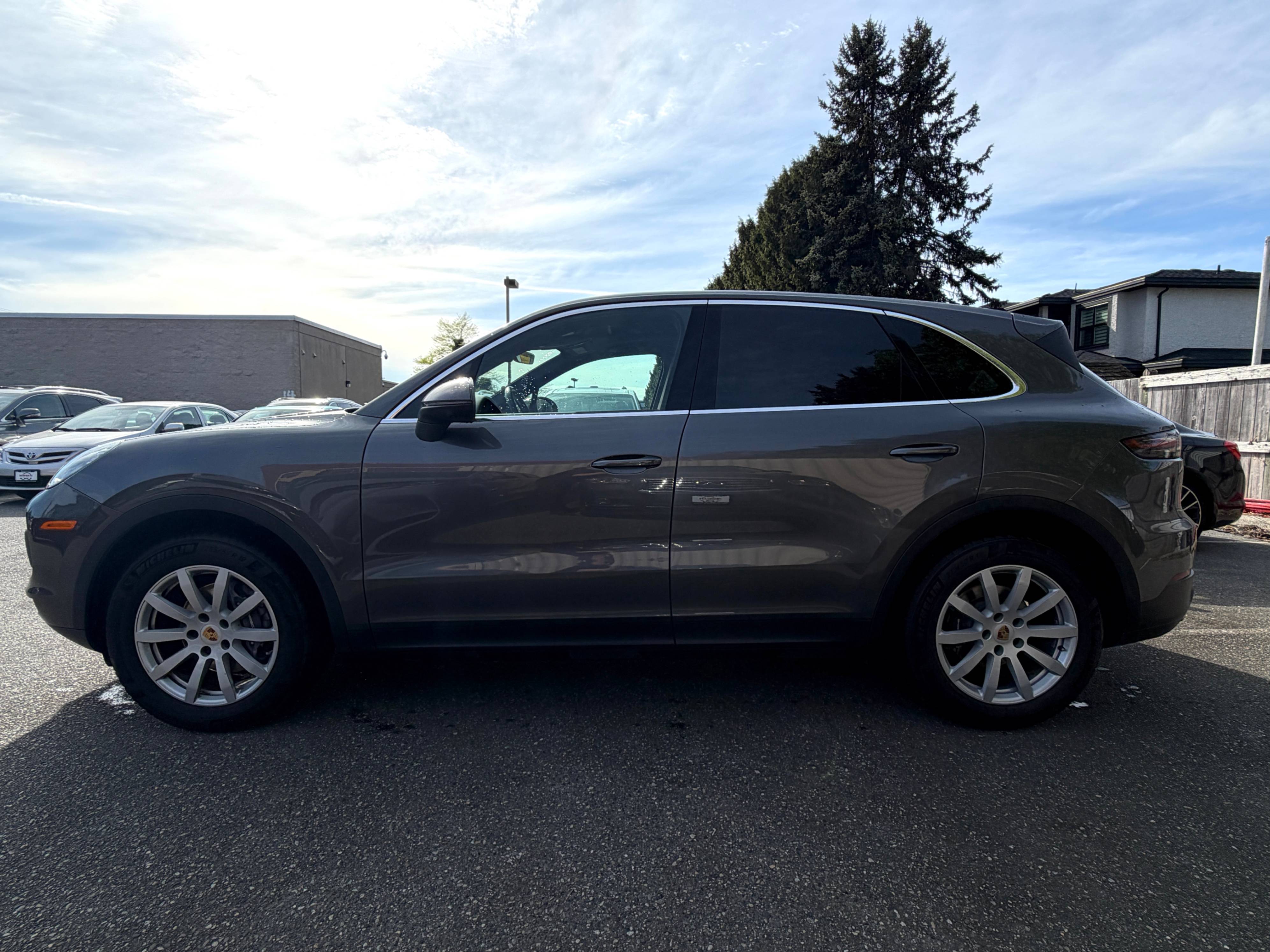 2019 Porsche Cayenne LOCAL BC VEHICLE., 温哥华, 全款车