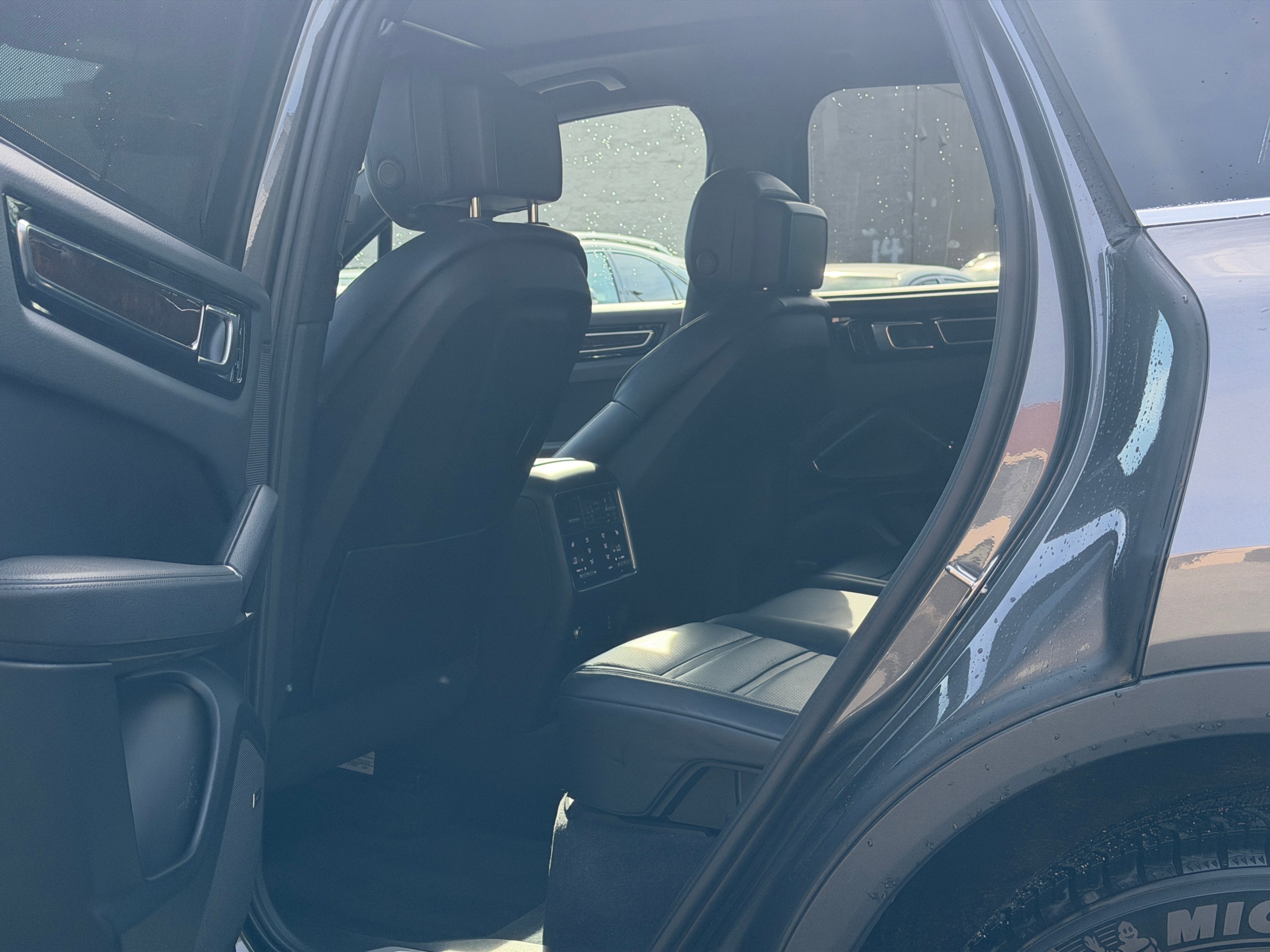 2019 Porsche Cayenne LOCAL BC VEHICLE., 温哥华, 全款车