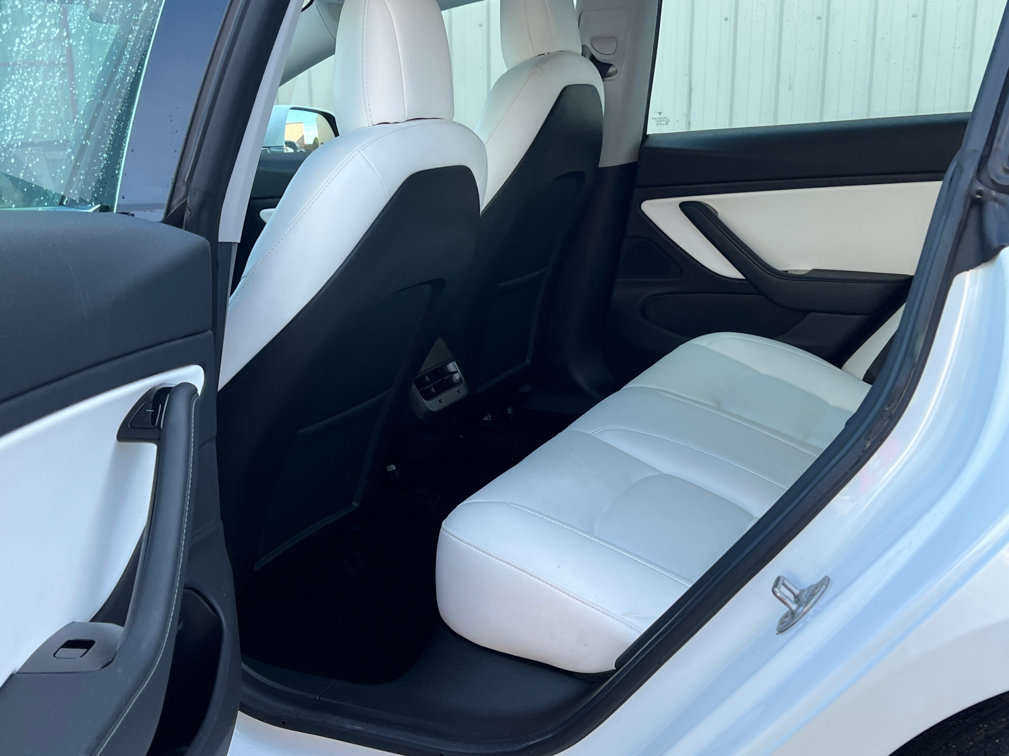 2019 Tesla Model 3 Standard Range RWD. ONE OWNER. BC LOCAL VEHICLE., Vancouver, Cash