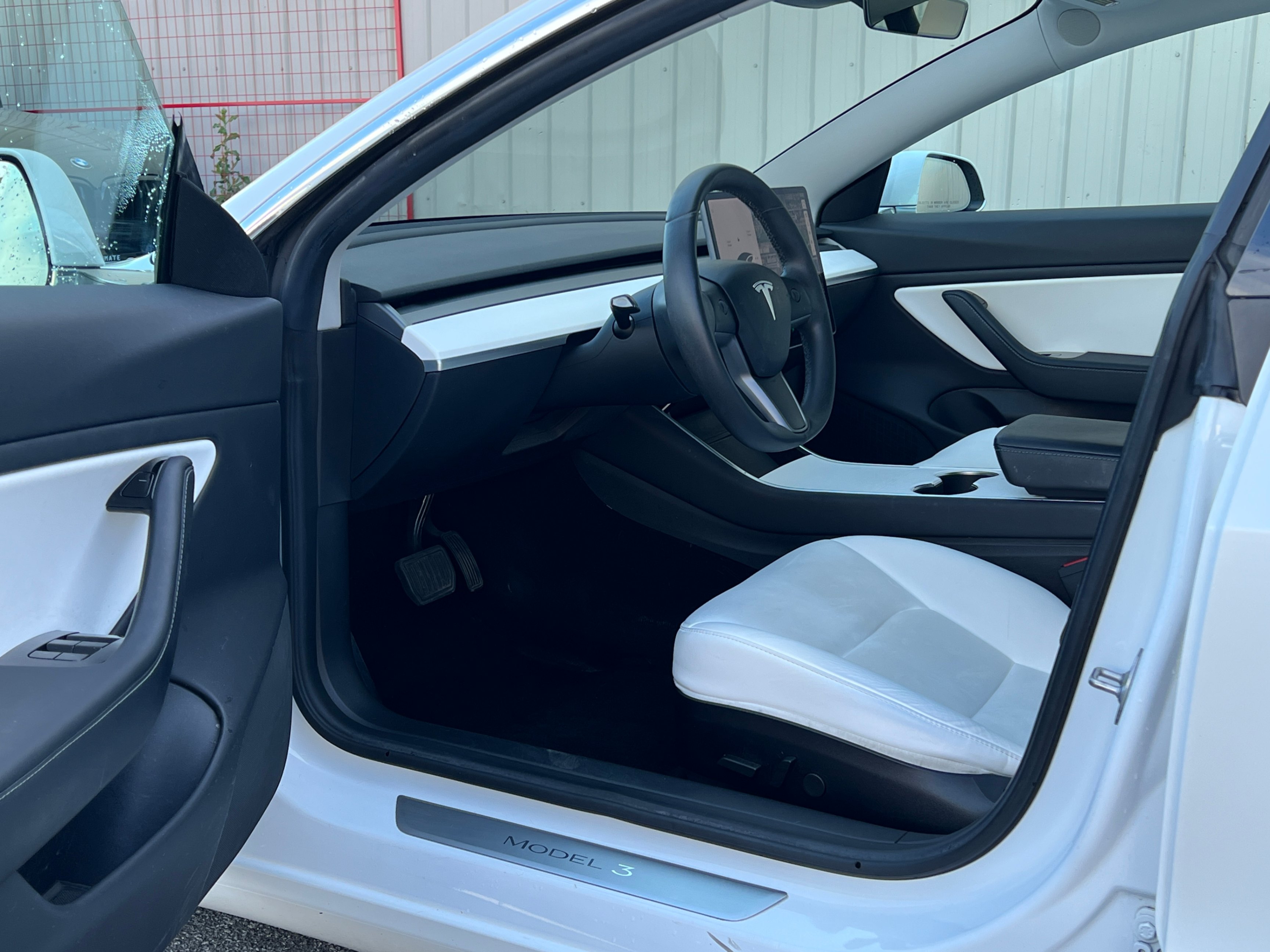 2019 Tesla Model 3 Standard Range RWD. ONE OWNER. BC LOCAL VEHICLE., Vancouver, Cash