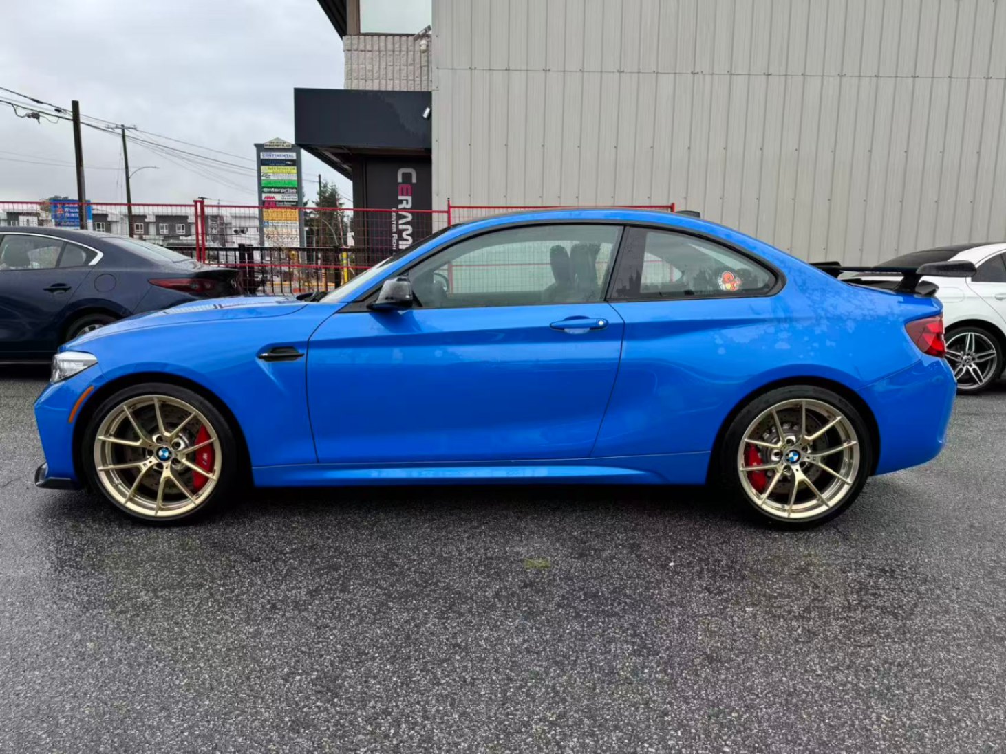 2020 BMW M2 CS Coupe. MANUAL, 温哥华, 全款车