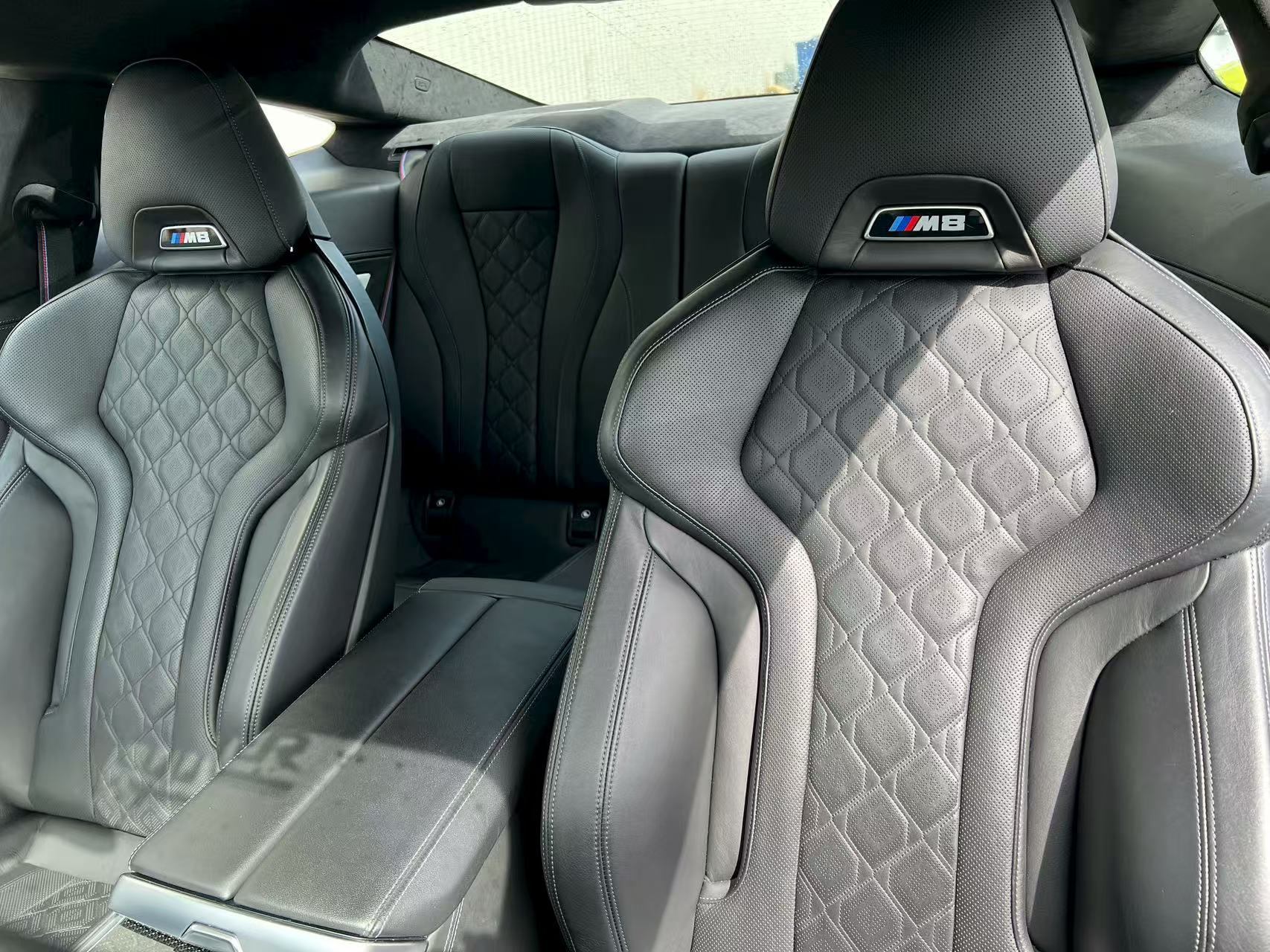 2020 BMW M8 Competition Coupe, 温哥华, 全款车