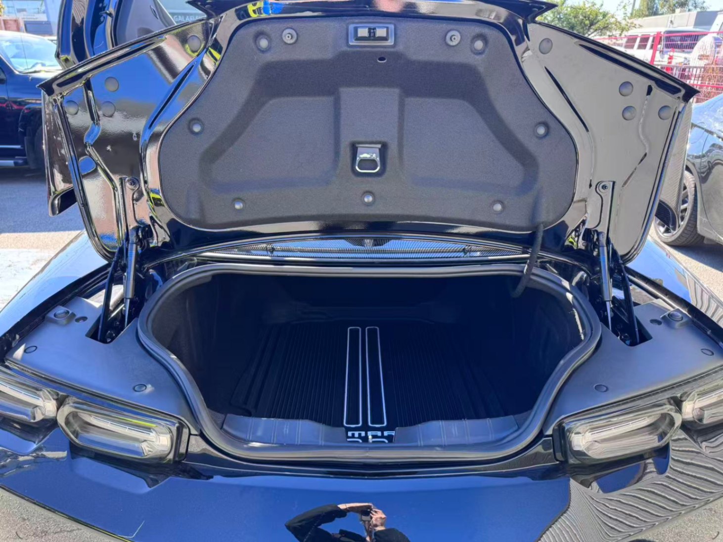 2020 Chevrolet Camaro ZL1. ONE OWNER. NO ACCIDENTS., Vancouver, Cash
