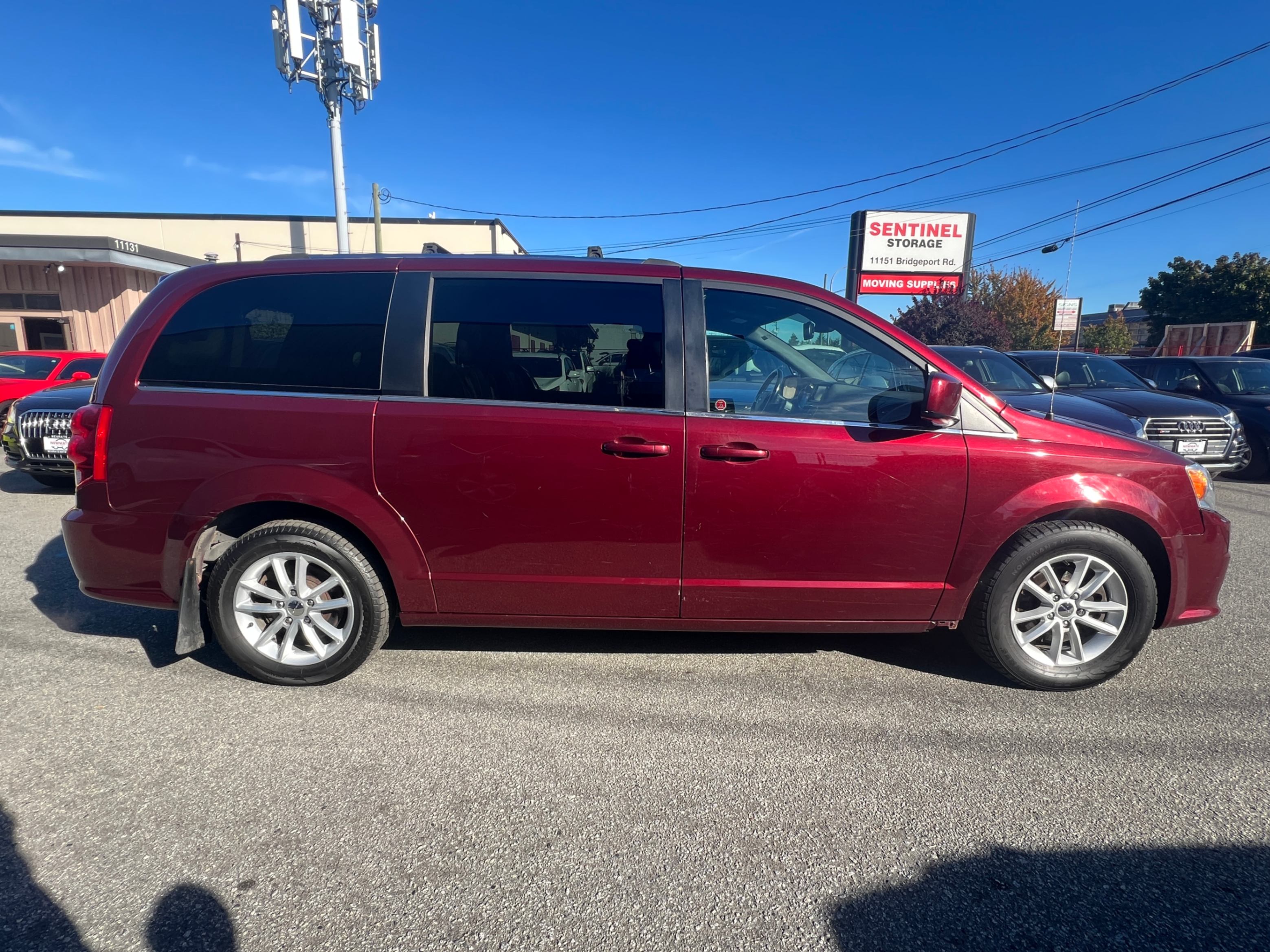 2020 Dodge Grand Caravan Premium Plus 2WD. BC LOCAL VEHICLE., Vancouver, Cash