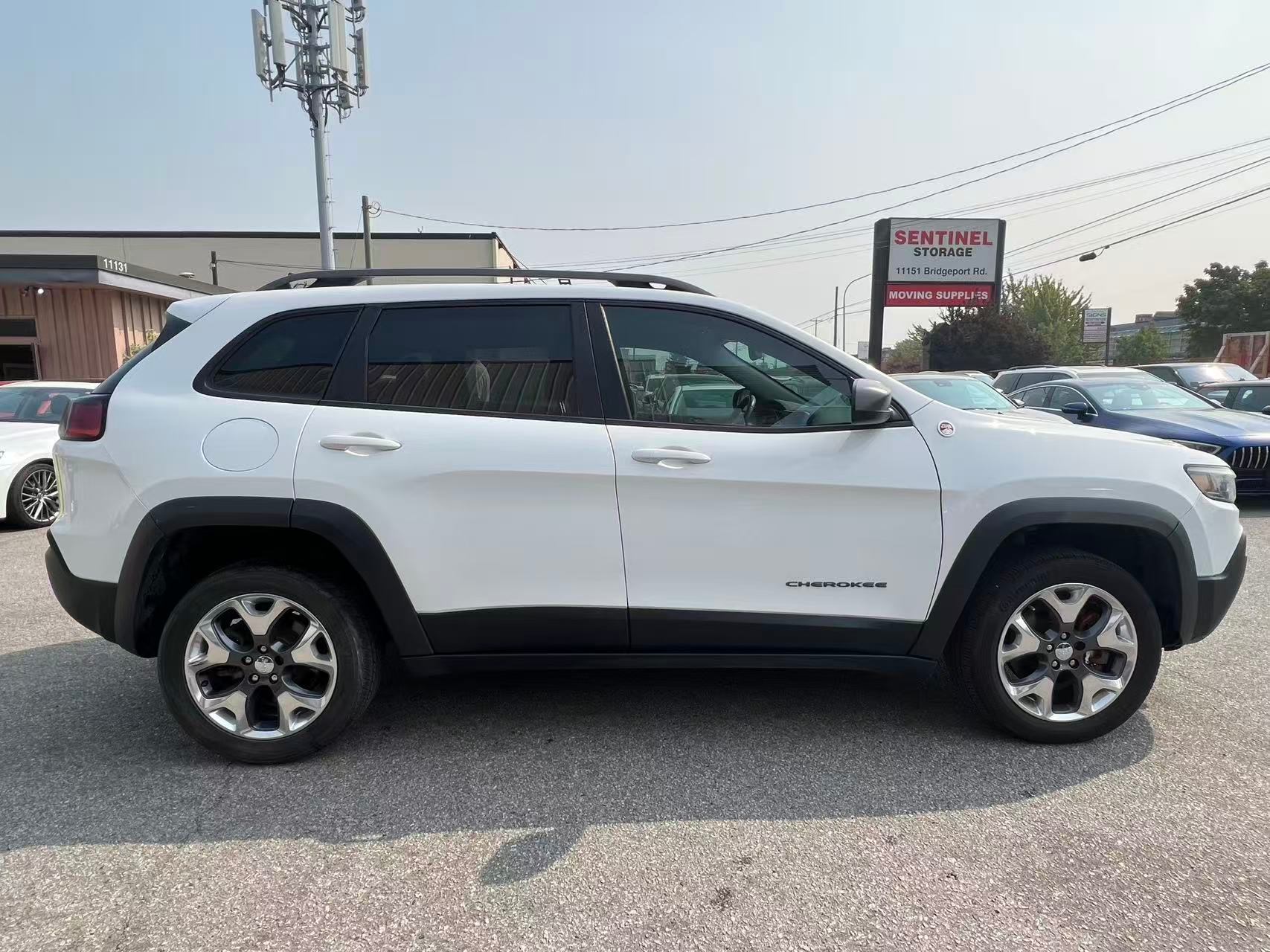 2020 Jeep Cherokee Trailhawk 4x4. BC LOCAL VEHICLE. FULL SERVICE RECORD., 温哥华, 全款车