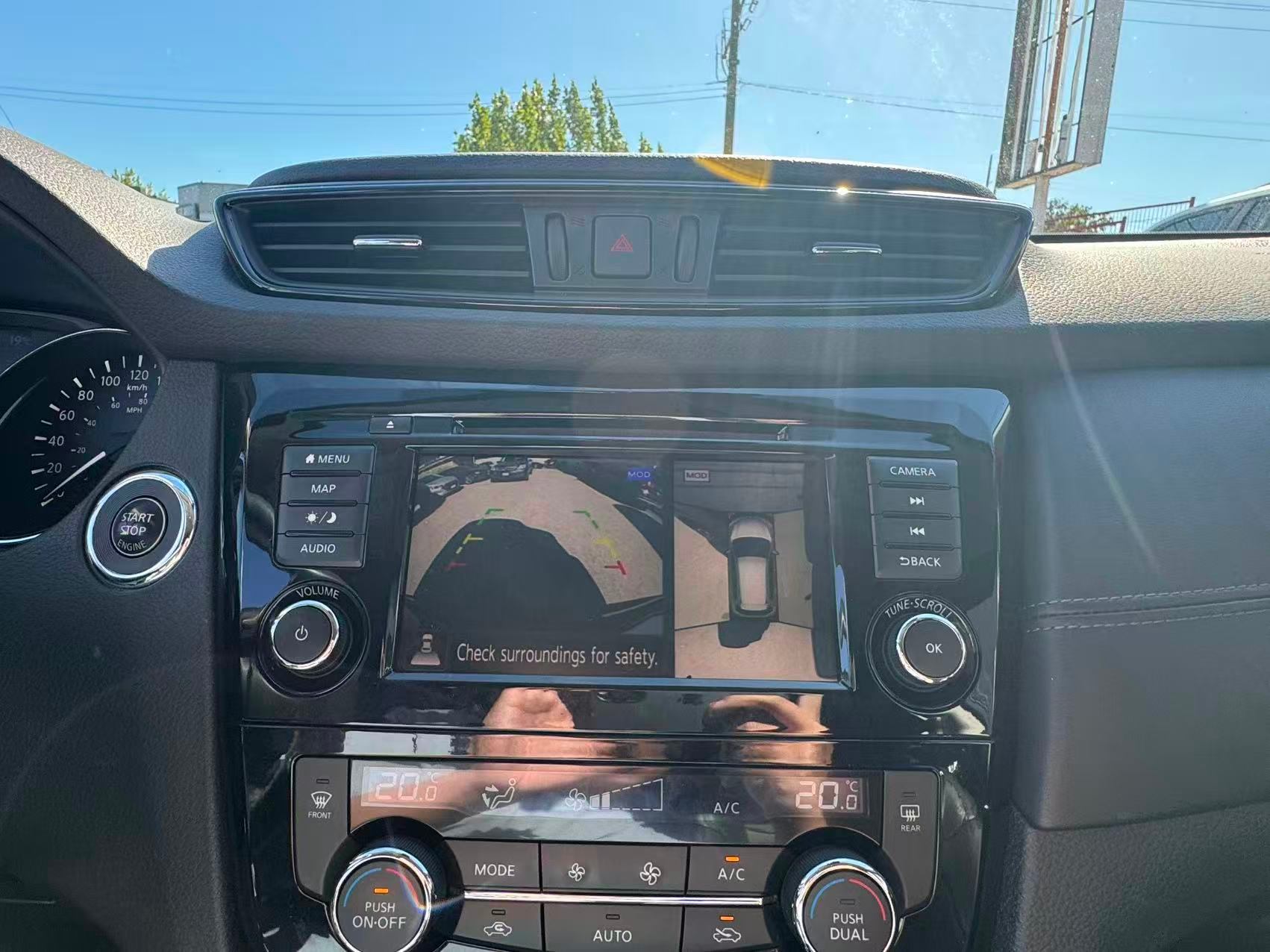 2020 Nissan Rogue AWD SL. BC LOCAL VEHICLE. FULL SERVICE RECORD., Vancouver, Cash