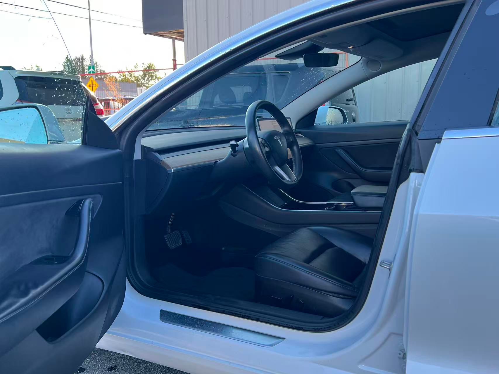 2020 Tesla Model 3 Standard Range Plus RWD, 温哥华, 全款车