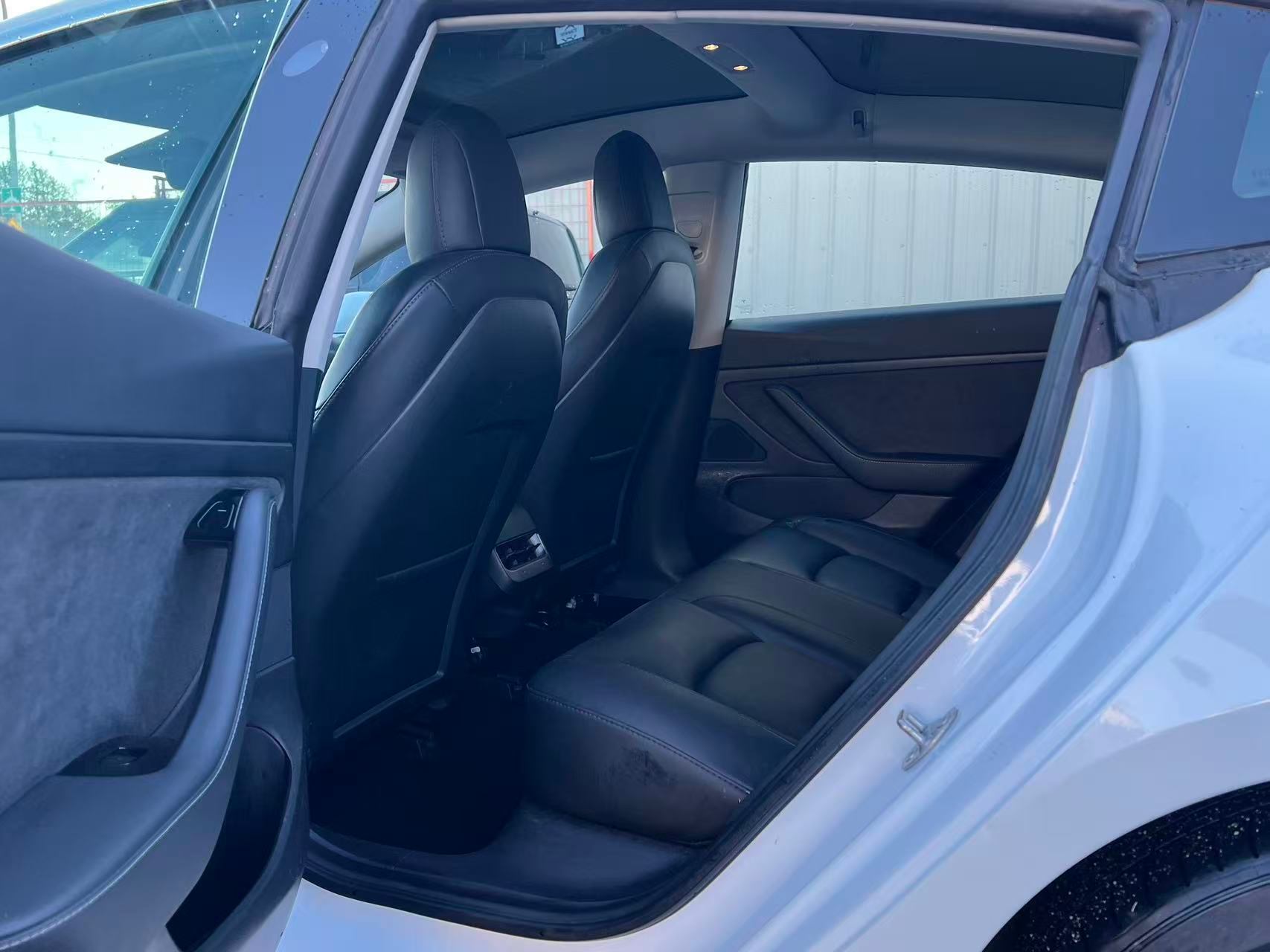 2020 Tesla Model 3 Standard Range Plus RWD, 温哥华, 全款车
