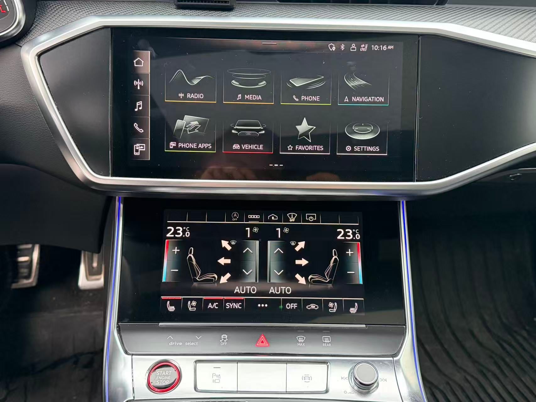 2021 Audi RS 6 Avant 4.0 TFSI quattro. NO ACCIDENT. FULL SERVICE RECORD, Vancouver, Cash