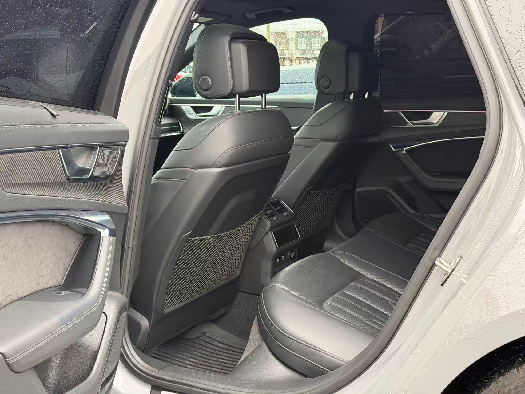 2021 Audi RS 6 Avant 4.0 TFSI quattro. NO ACCIDENT. FULL SERVICE RECORD, Vancouver, Cash