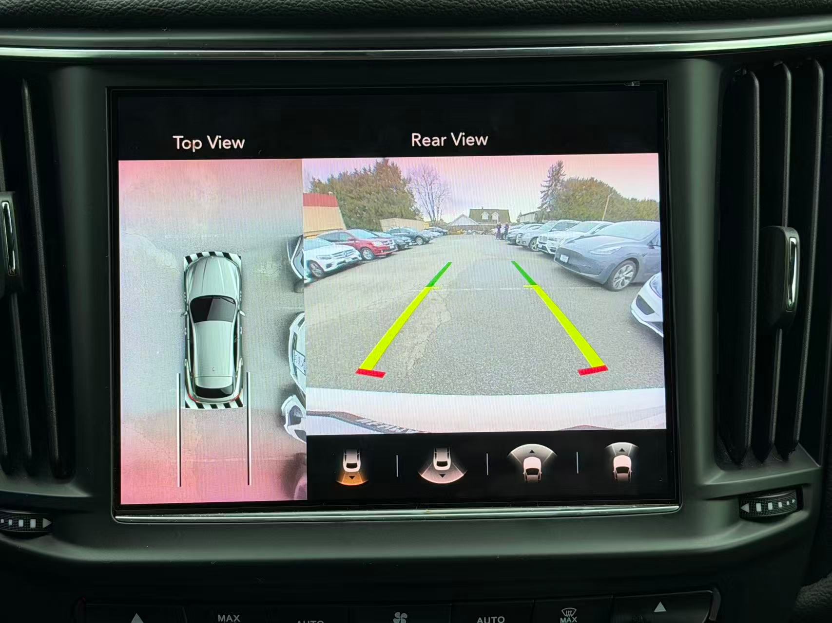 2021 Maserati Levante GranSport. LOCAL BC VEHICLE. ONE OWNER. LOW ON MILEAGE., 温哥华, 全款车