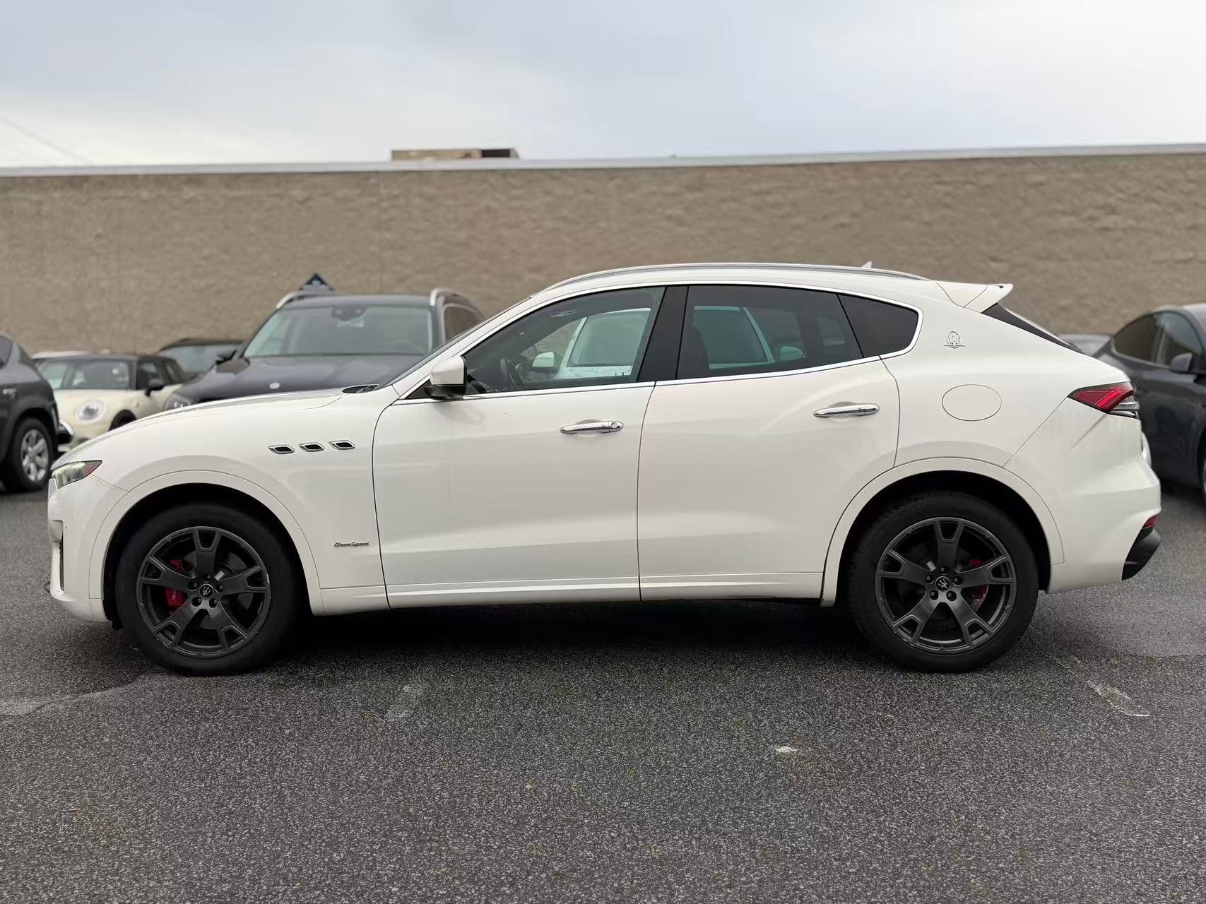 2021 Maserati Levante GranSport. LOCAL BC VEHICLE. ONE OWNER. LOW ON MILEAGE., 温哥华, 全款车