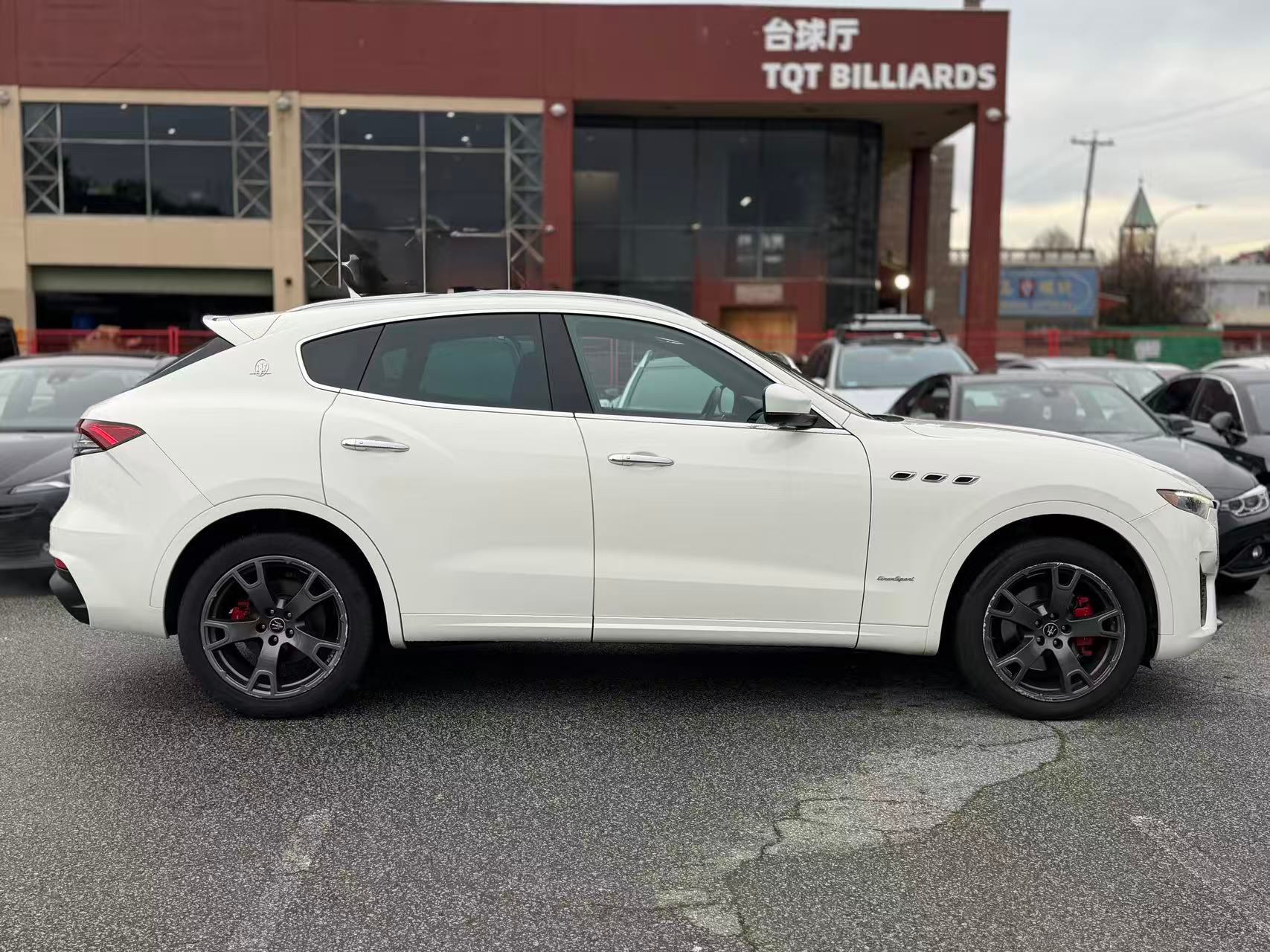2021 Maserati Levante GranSport. LOCAL BC VEHICLE. ONE OWNER. LOW ON MILEAGE., 温哥华, 全款车