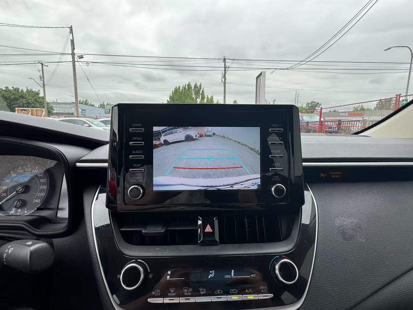 2021 Toyota Corolla LE. BC LOCAL VEHICLE., Vancouver, Cash