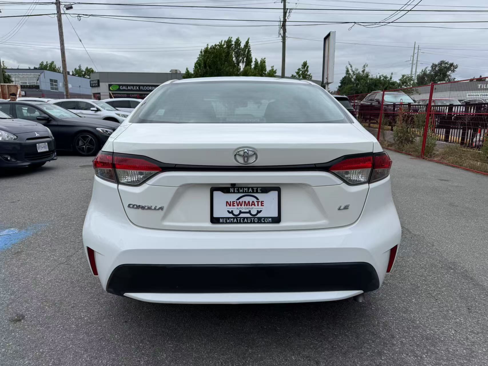 2021 Toyota Corolla LE. BC LOCAL VEHICLE., Vancouver, Cash