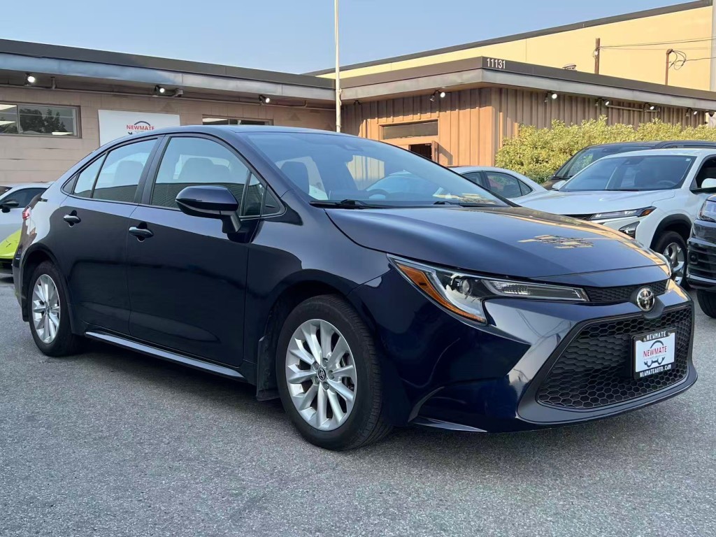 2021 Toyota Corolla LE Upgrade, Vancouver, Cash