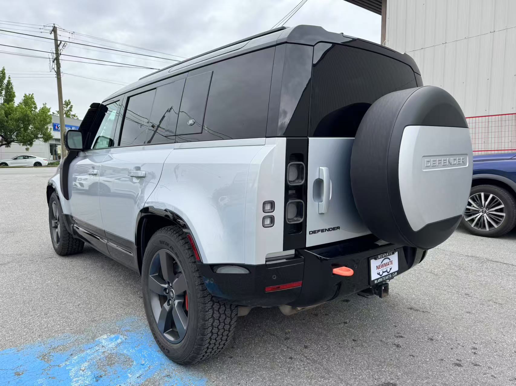 2022 Land Rover Defender 110 X AWD, Vancouver, Cash