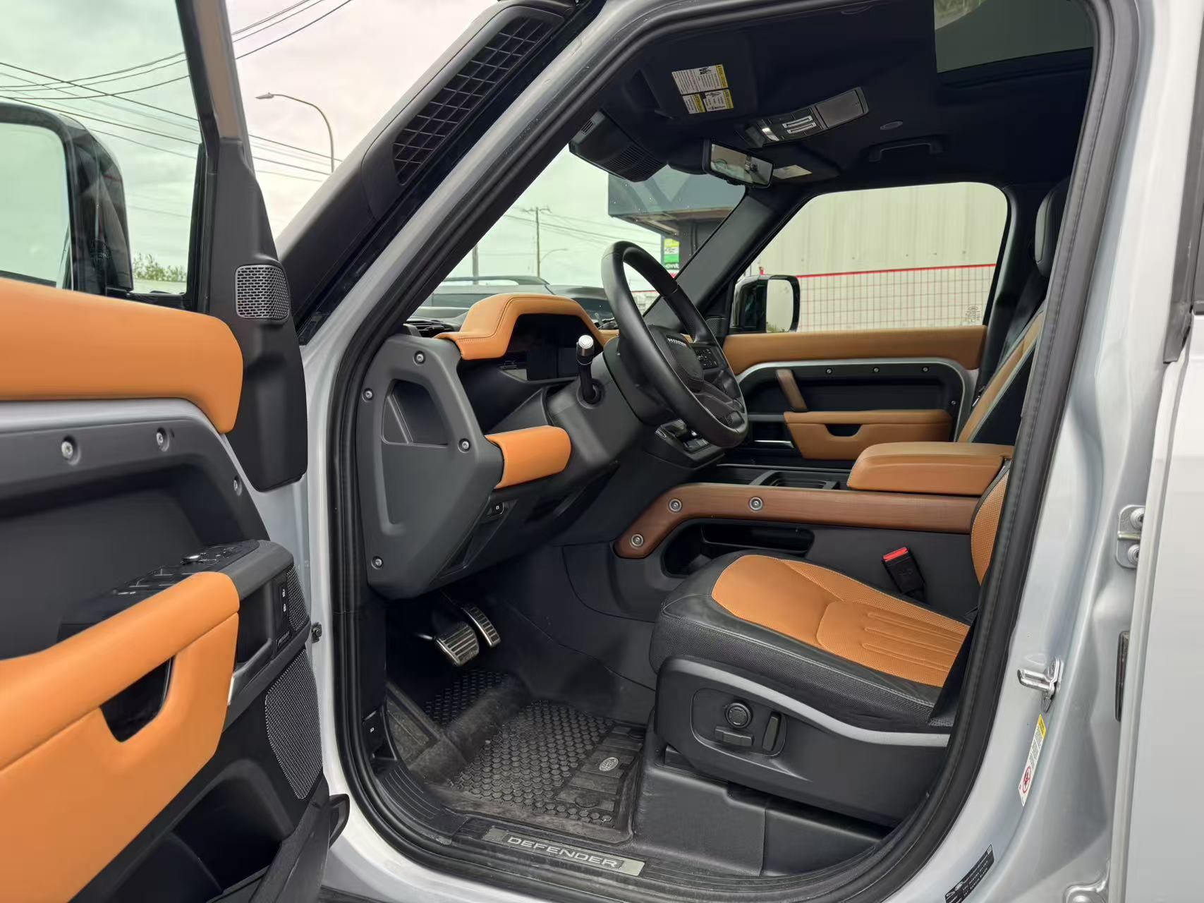2022 Land Rover Defender 110 X AWD, Vancouver, Cash