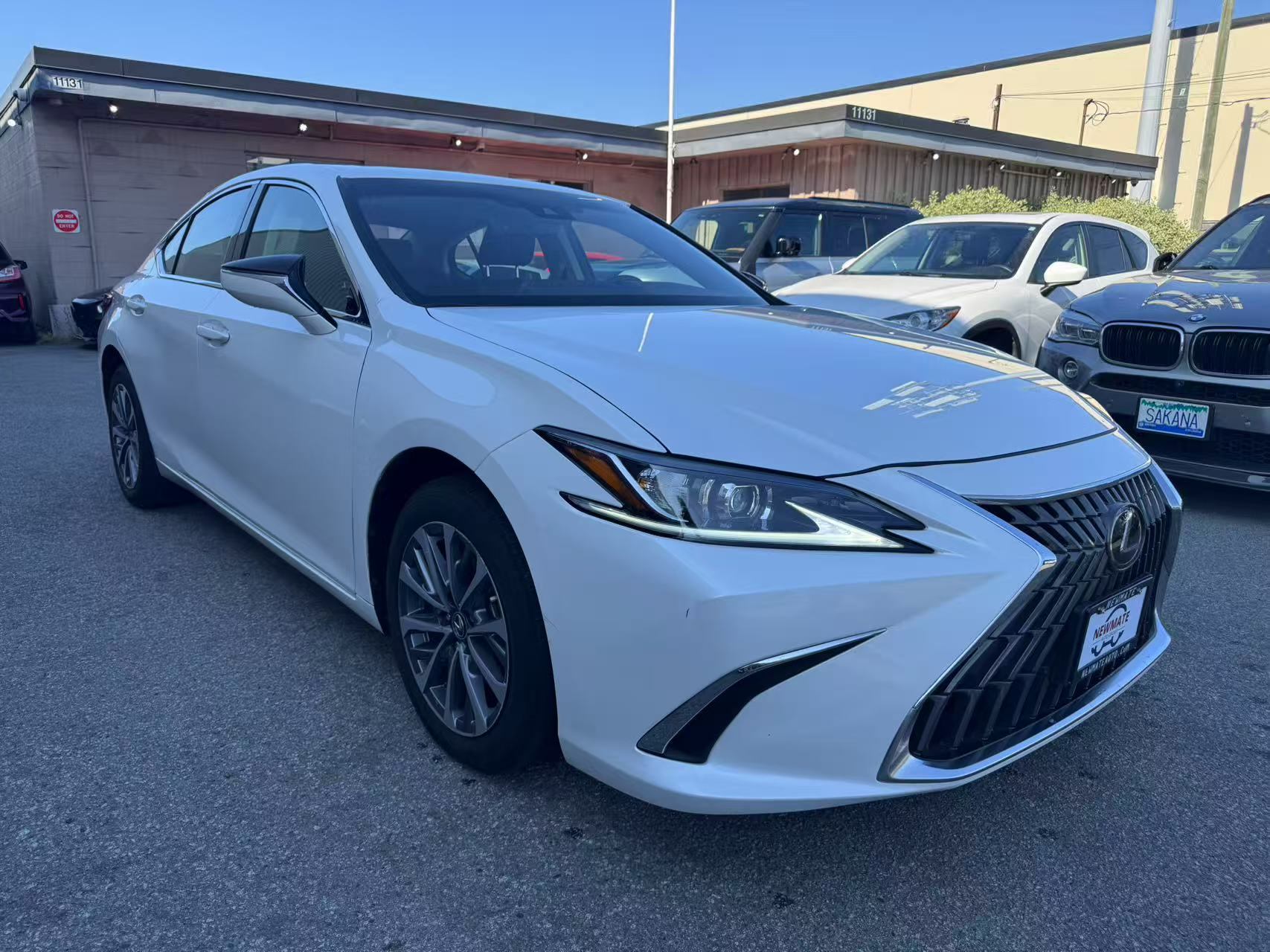 2022 Lexus ES ES 250 Auto. ONE OWNER. BC LOCAL VEHICLE., Vancouver, Cash