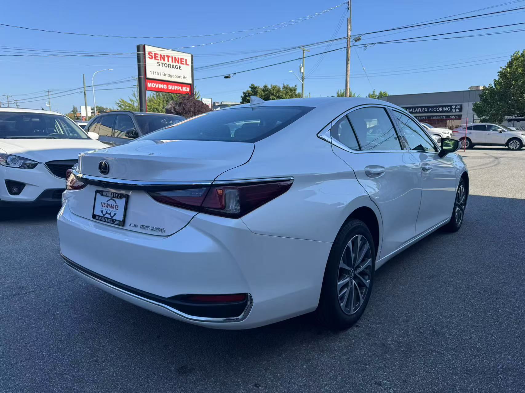 2022 Lexus ES ES 250 Auto. ONE OWNER. BC LOCAL VEHICLE., Vancouver, Cash