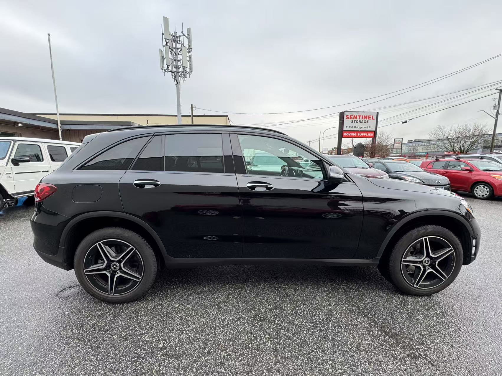 2022 Mercedes-Benz GLC-class GLC 300 4MA..., 温哥华, 全款车