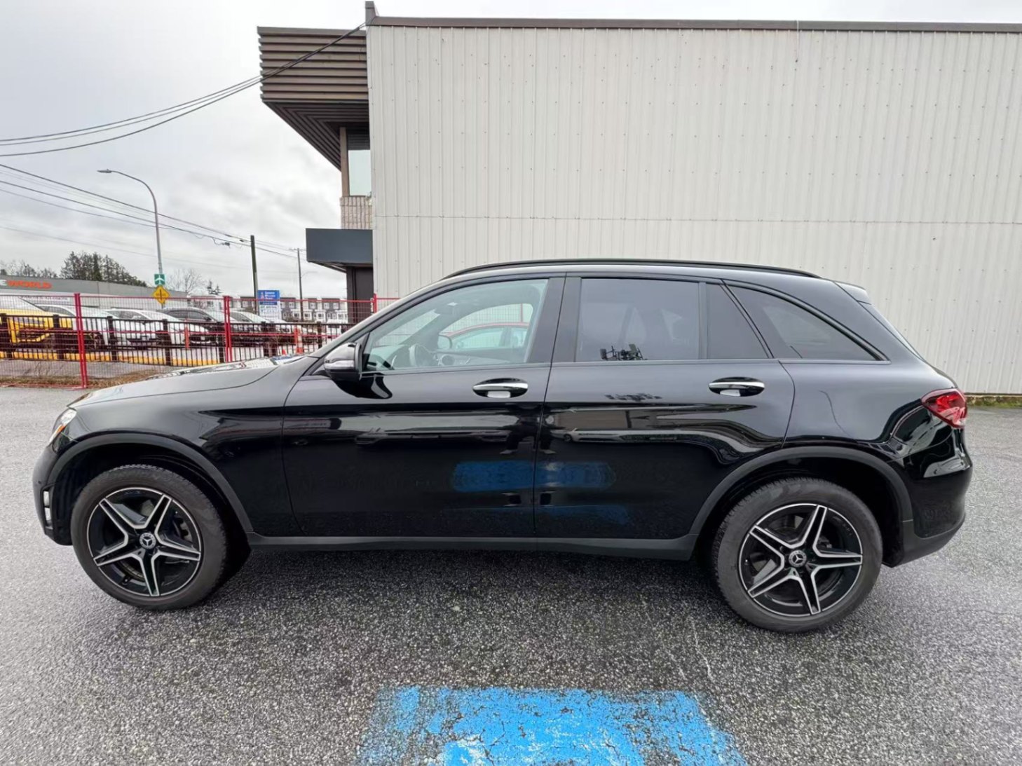 2022 Mercedes-Benz GLC-class GLC 300 4MA..., 温哥华, 全款车