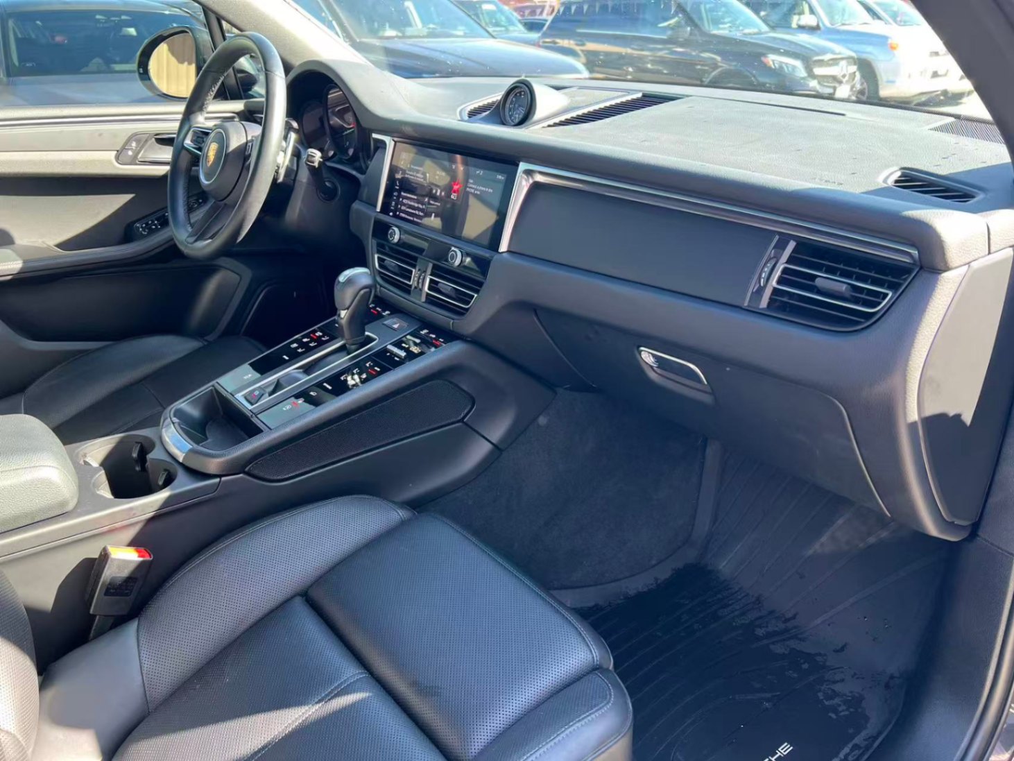 2022 Porsche Macan AWD, Vancouver, Cash