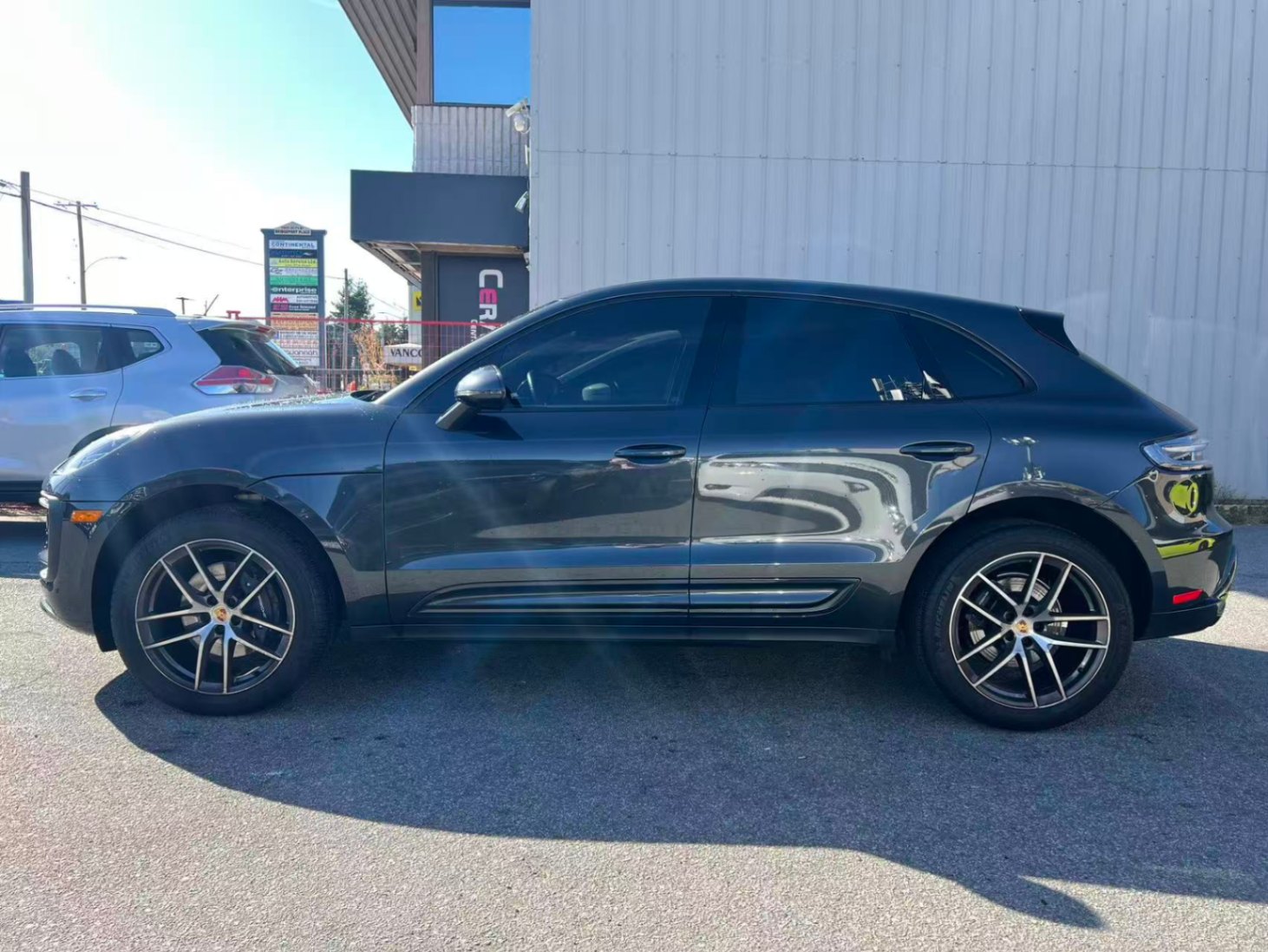 2022 Porsche Macan AWD, Vancouver, Cash