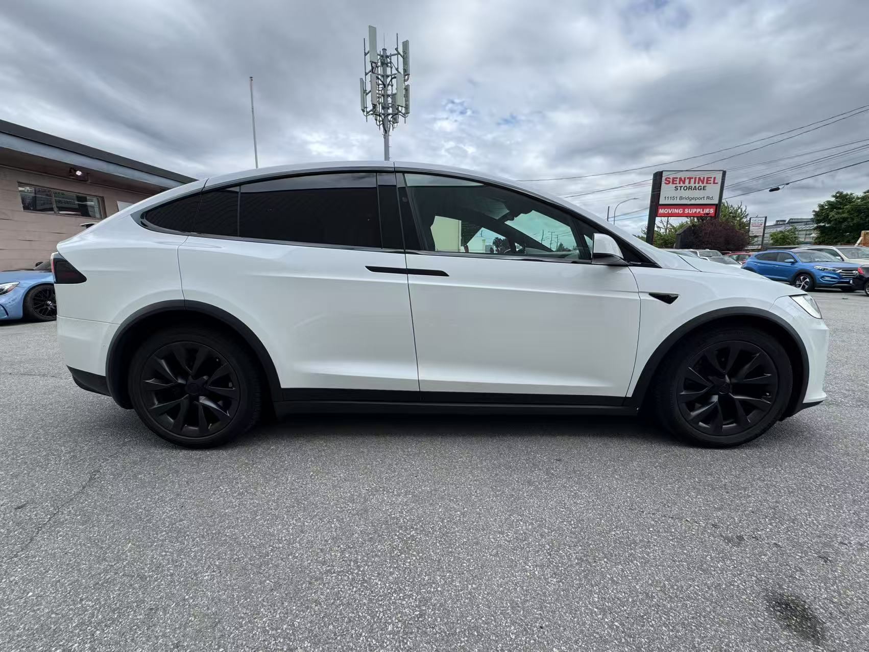 2022 Tesla Model X Plaid AWD, Vancouver, Cash