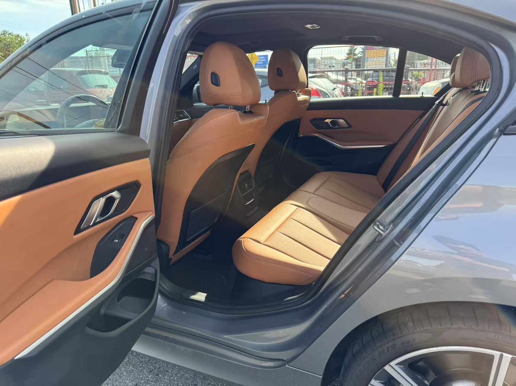 2023 BMW 3 Series 330i xDrive Sedan, Vancouver, Cash