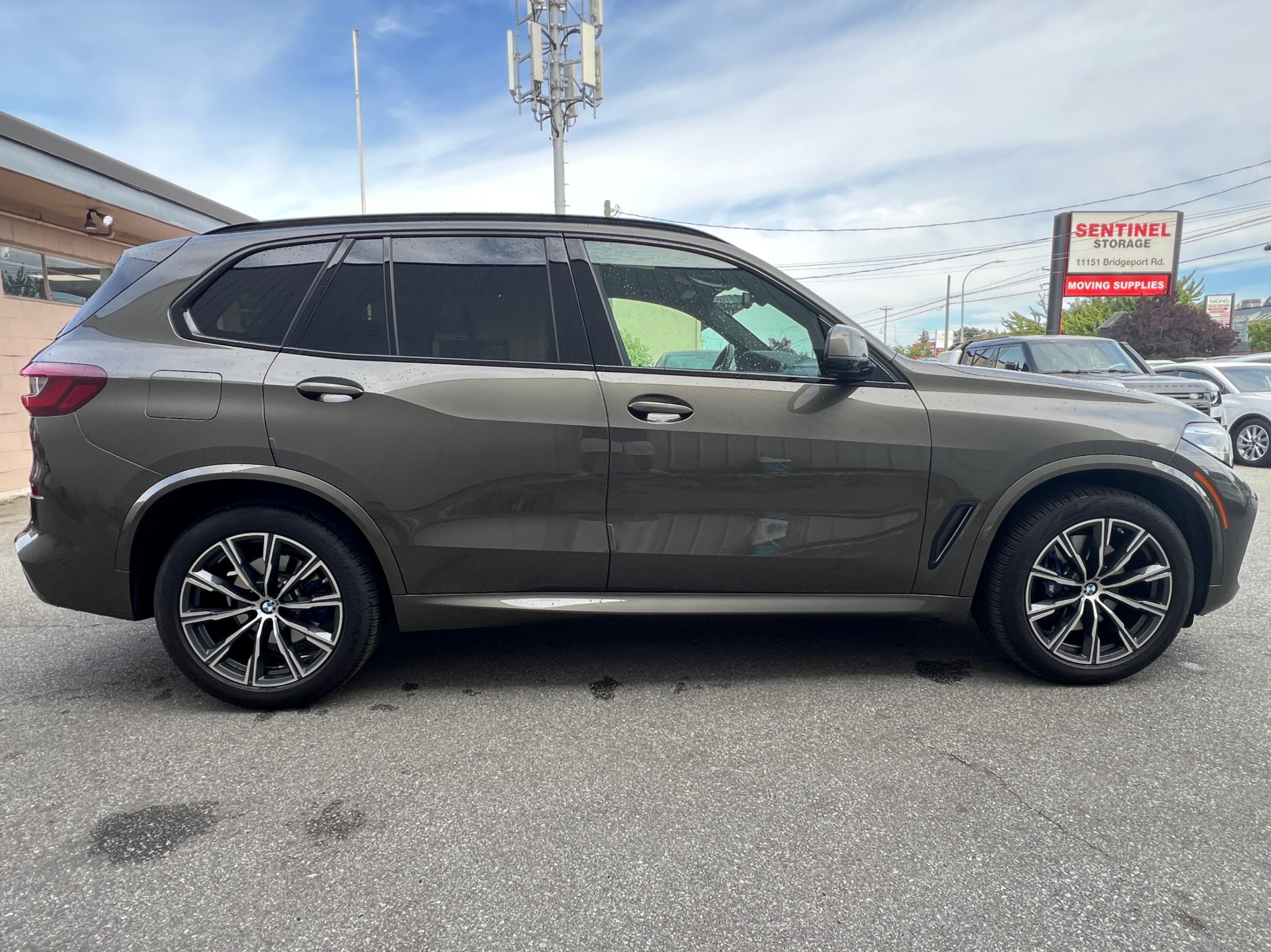 2023 BMW X5 XDrive40i Sports Activity Vehicle. M-SPORT PACKAGE., Vancouver, Cash