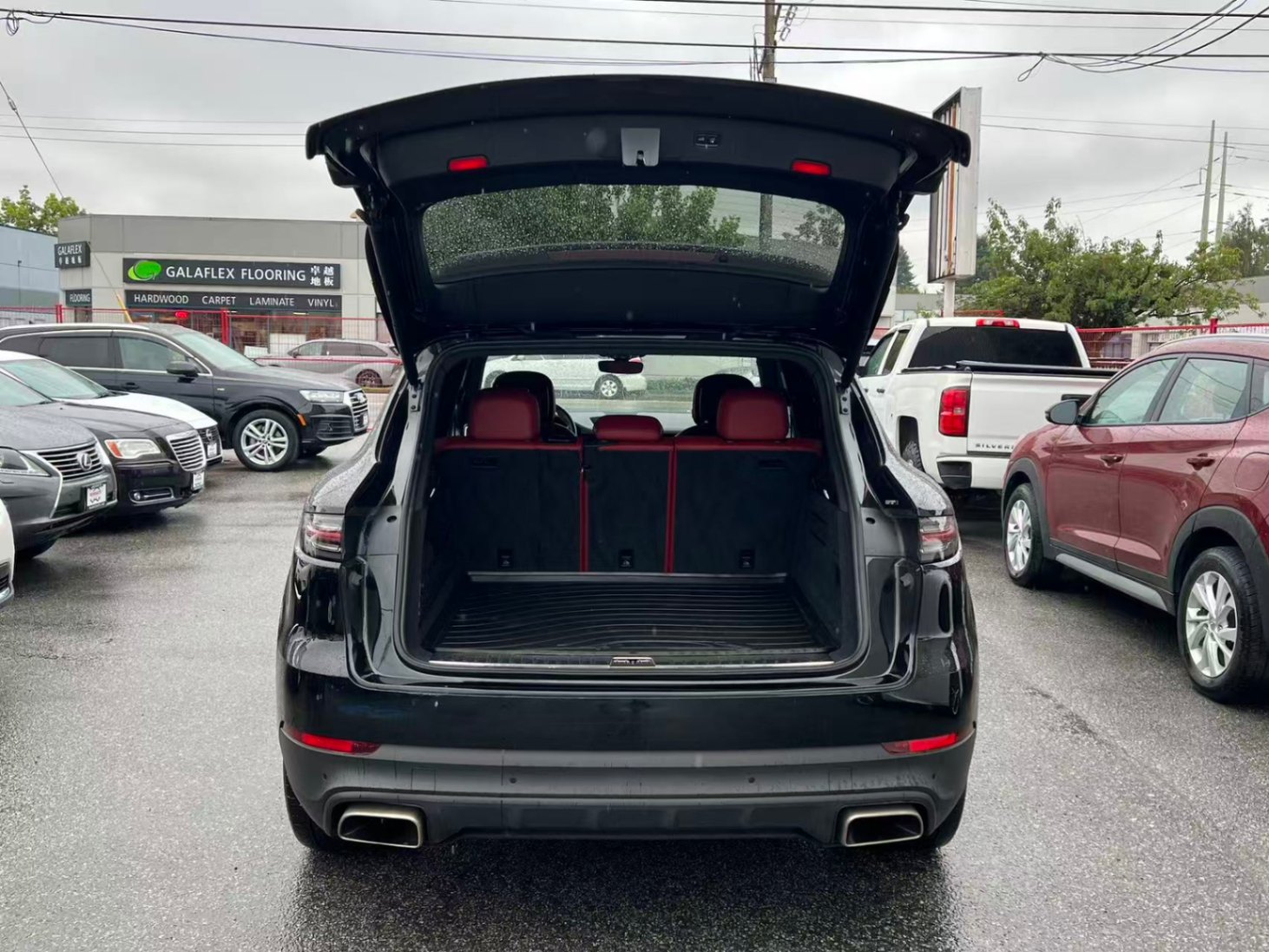2023 Porsche Cayenne AWD, Vancouver, Cash