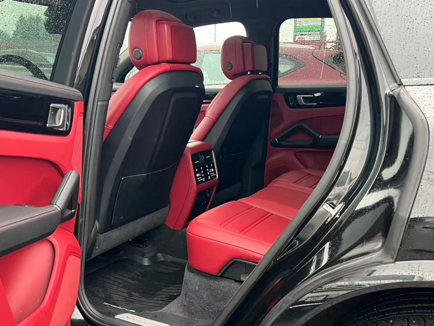 2023 Porsche Cayenne AWD, Vancouver, Cash
