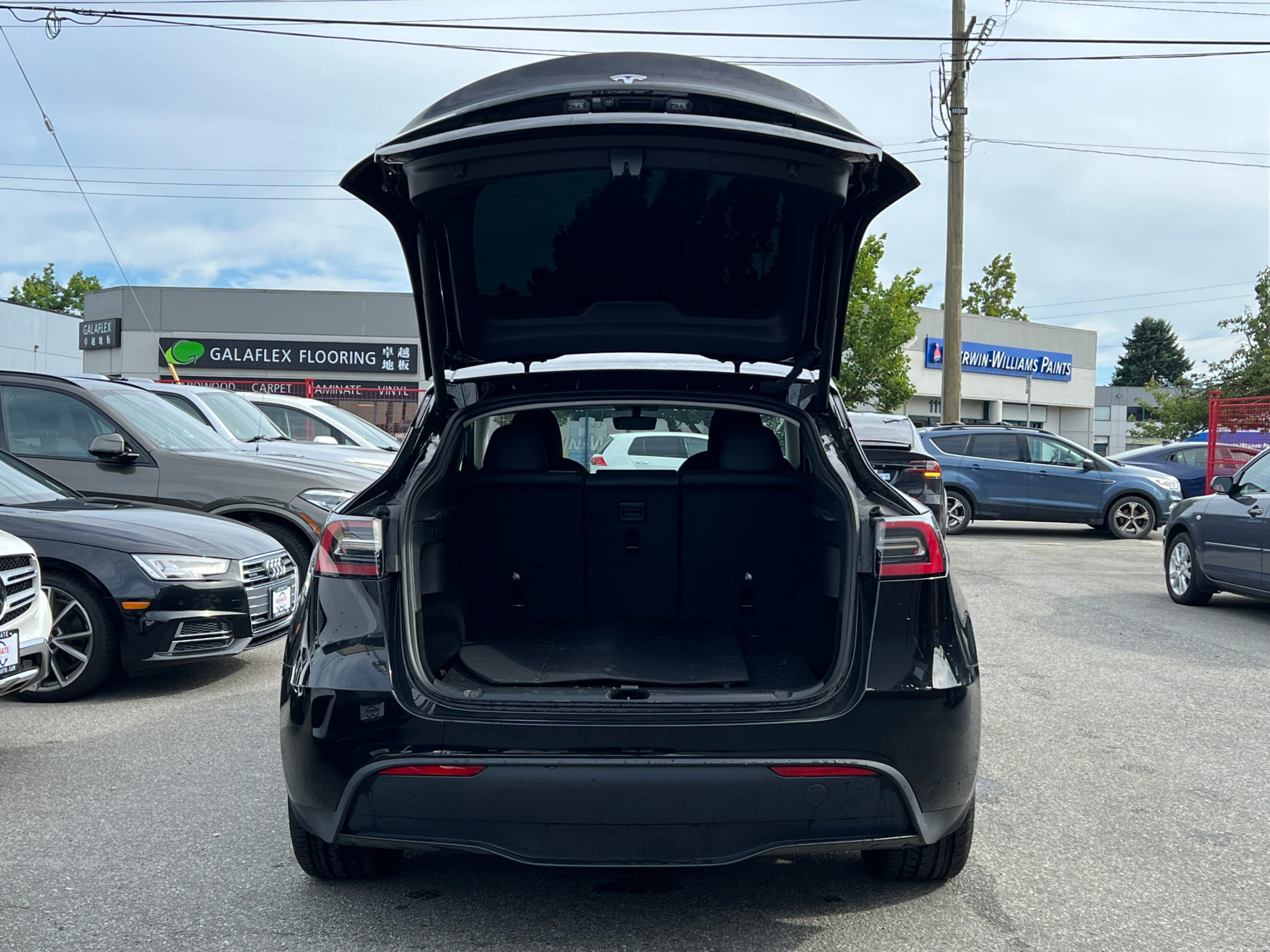 2023 Tesla Model Y RWD, Vancouver, Cash