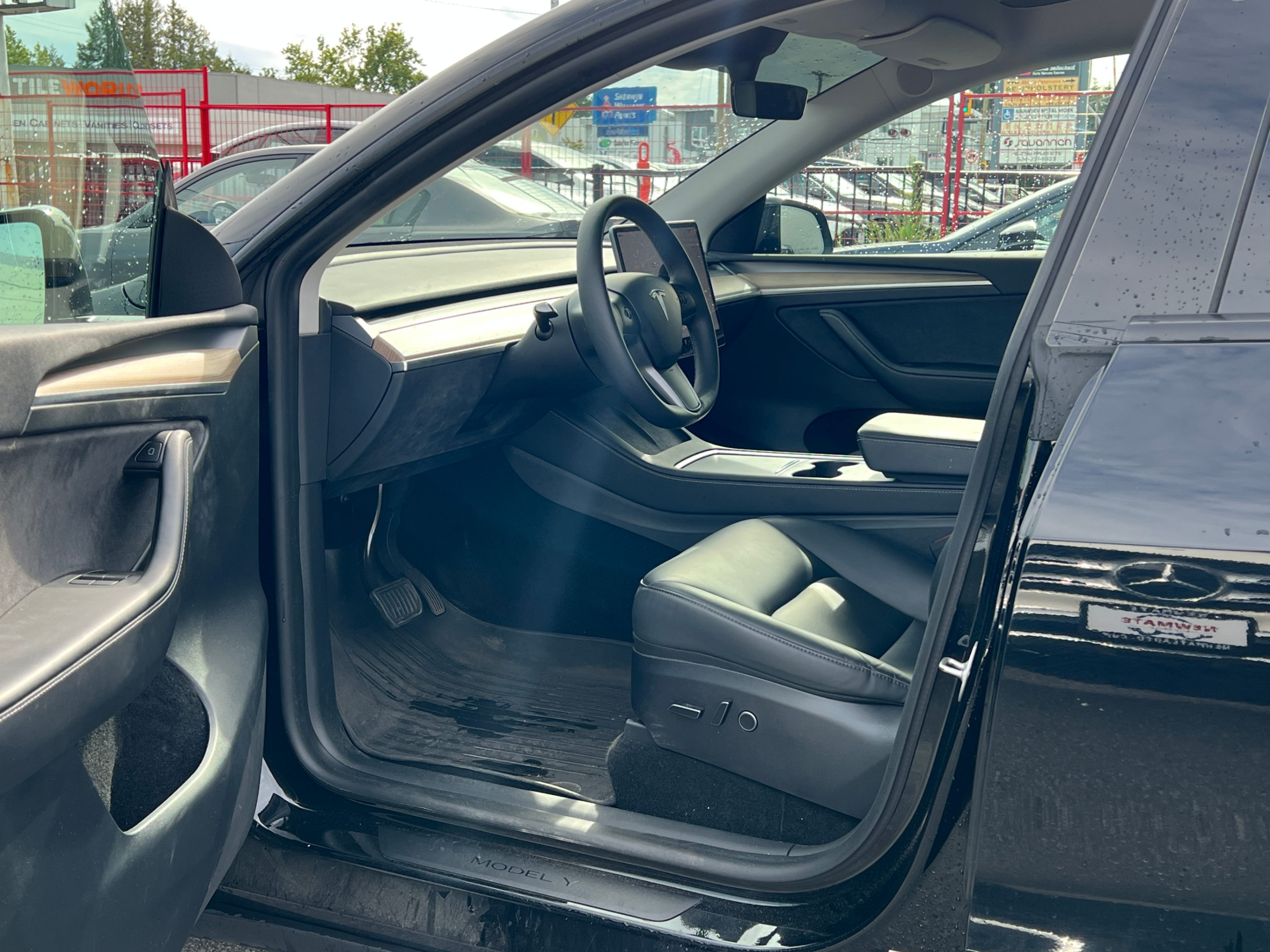2023 Tesla Model Y RWD, Vancouver, Cash