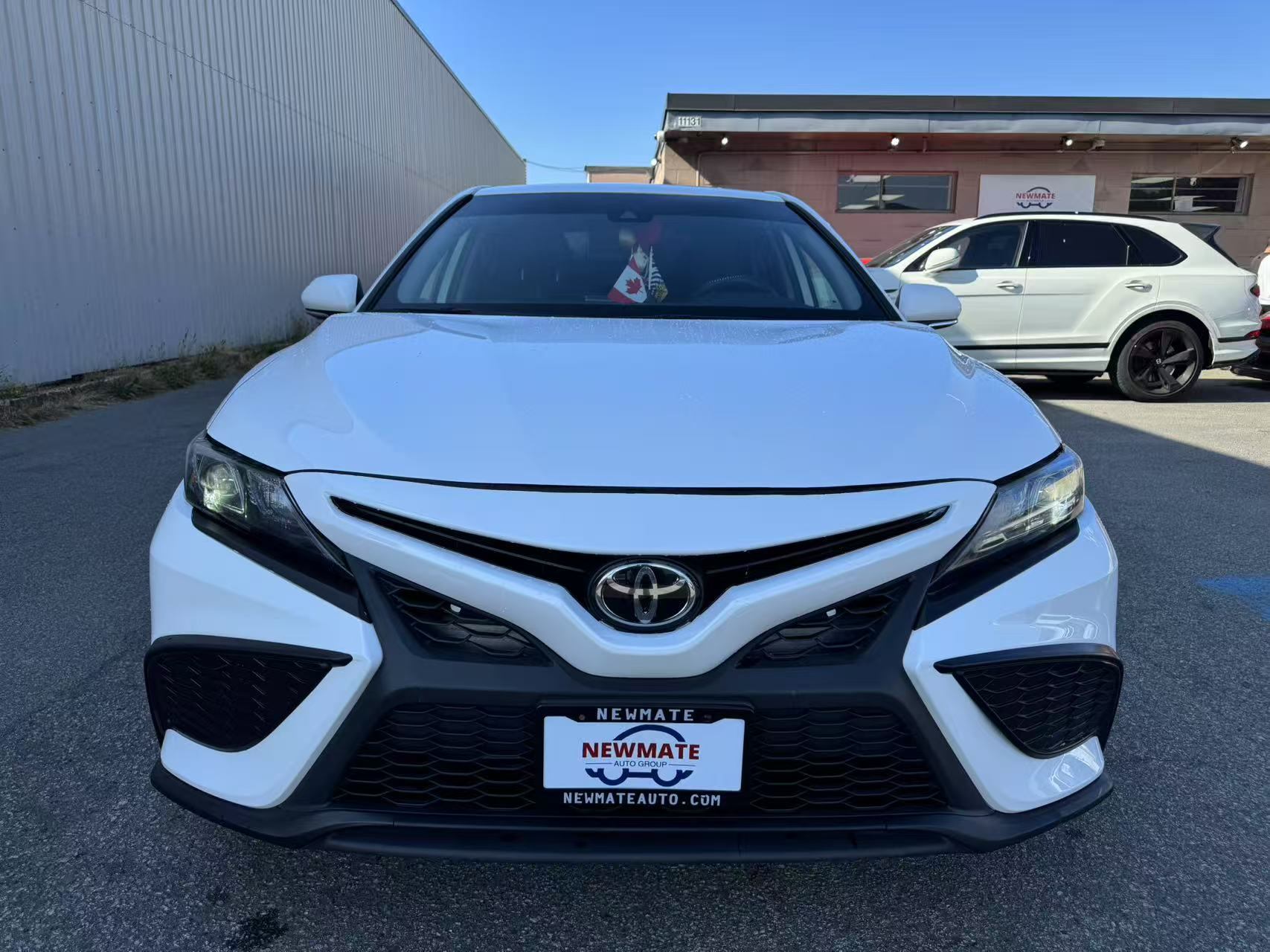 2023 Toyota Camry SE Auto. BC LOCAL VEHICLE., Vancouver, Cash