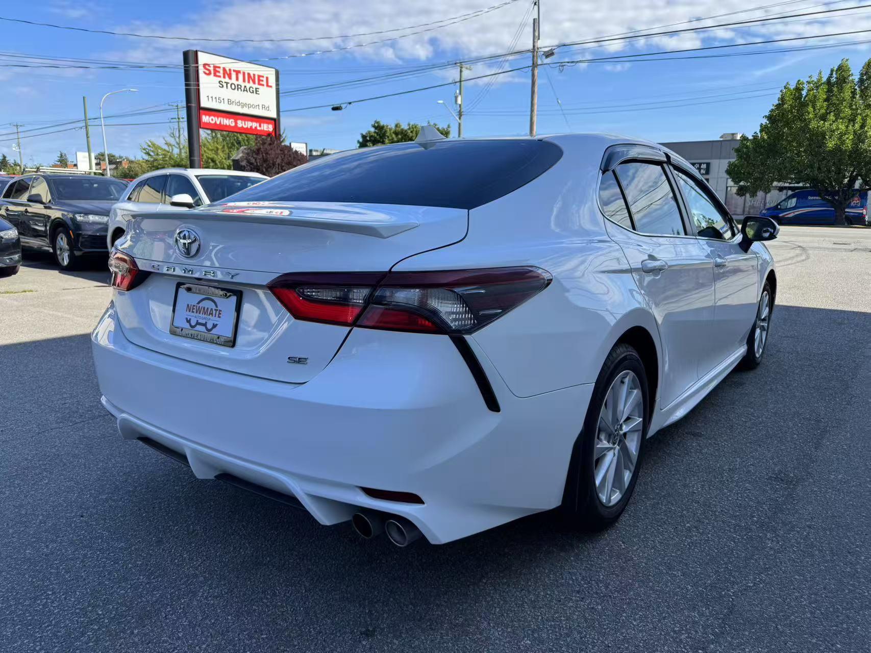 2023 Toyota Camry SE Auto. BC LOCAL VEHICLE., Vancouver, Cash