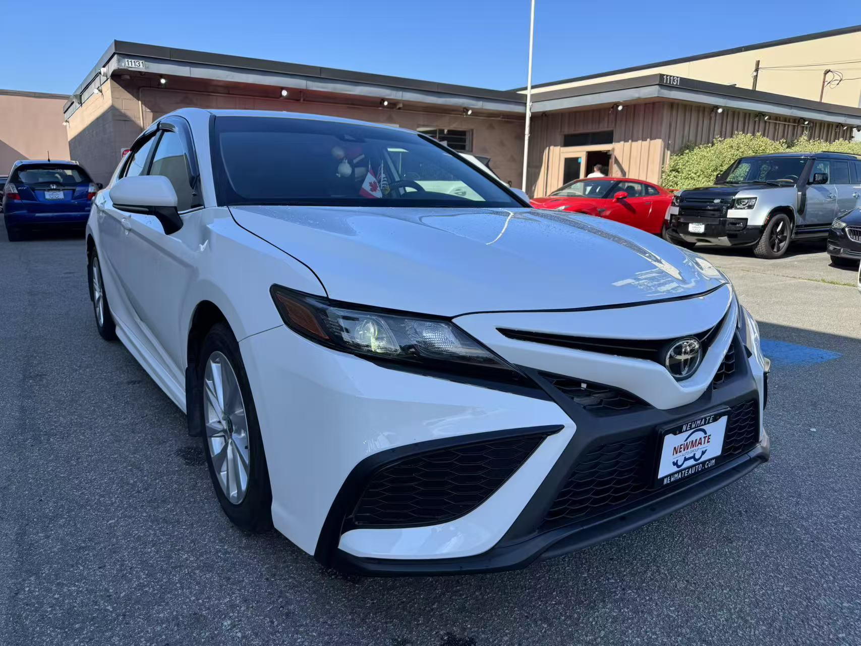 2023 Toyota Camry SE Auto. BC LOCAL VEHICLE., Vancouver, Cash