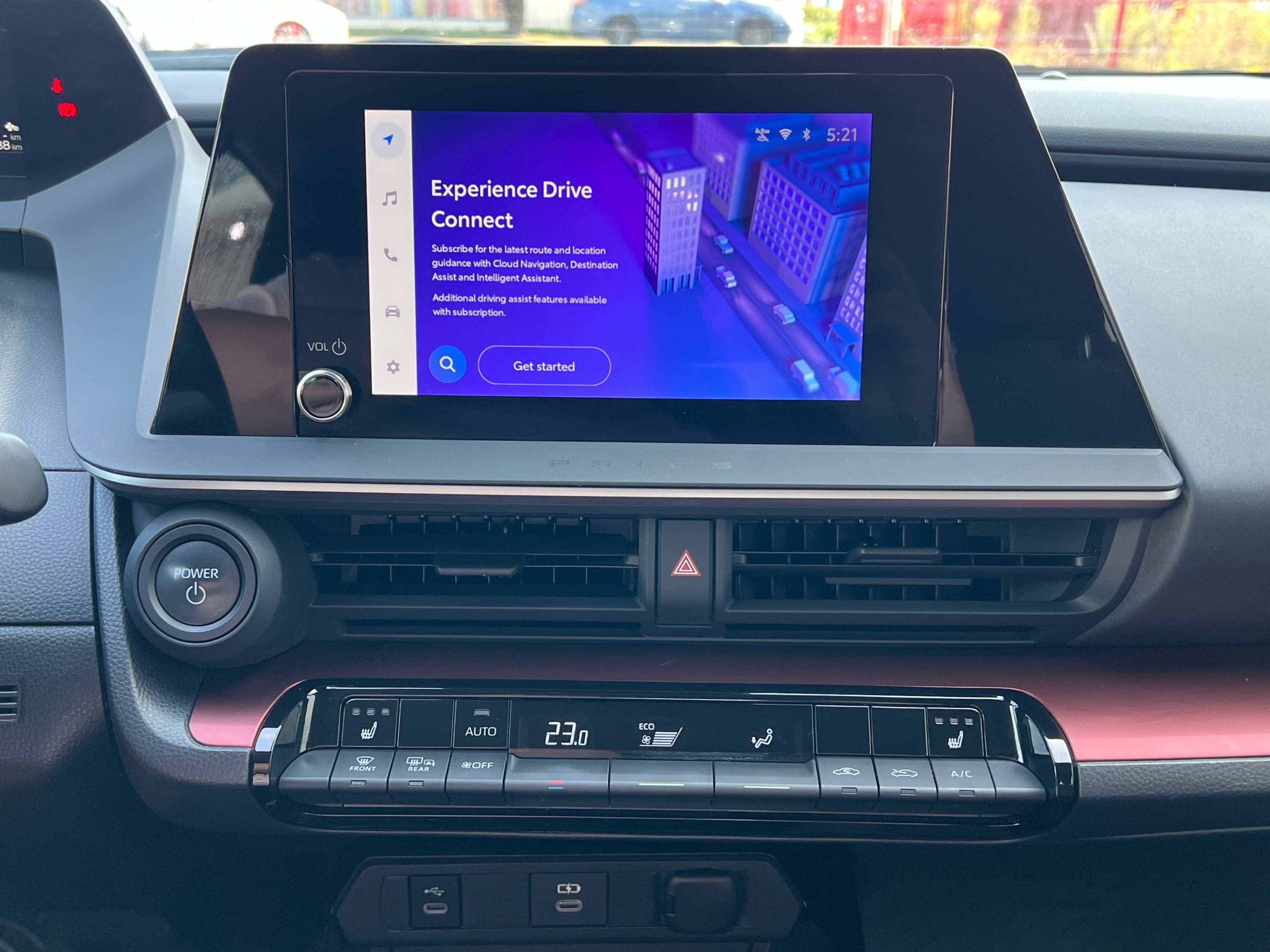 2023 Toyota Prius Prime SE Auto. BC LOCAL VEHICLE. REBUILT TITLE*, Vancouver, Cash