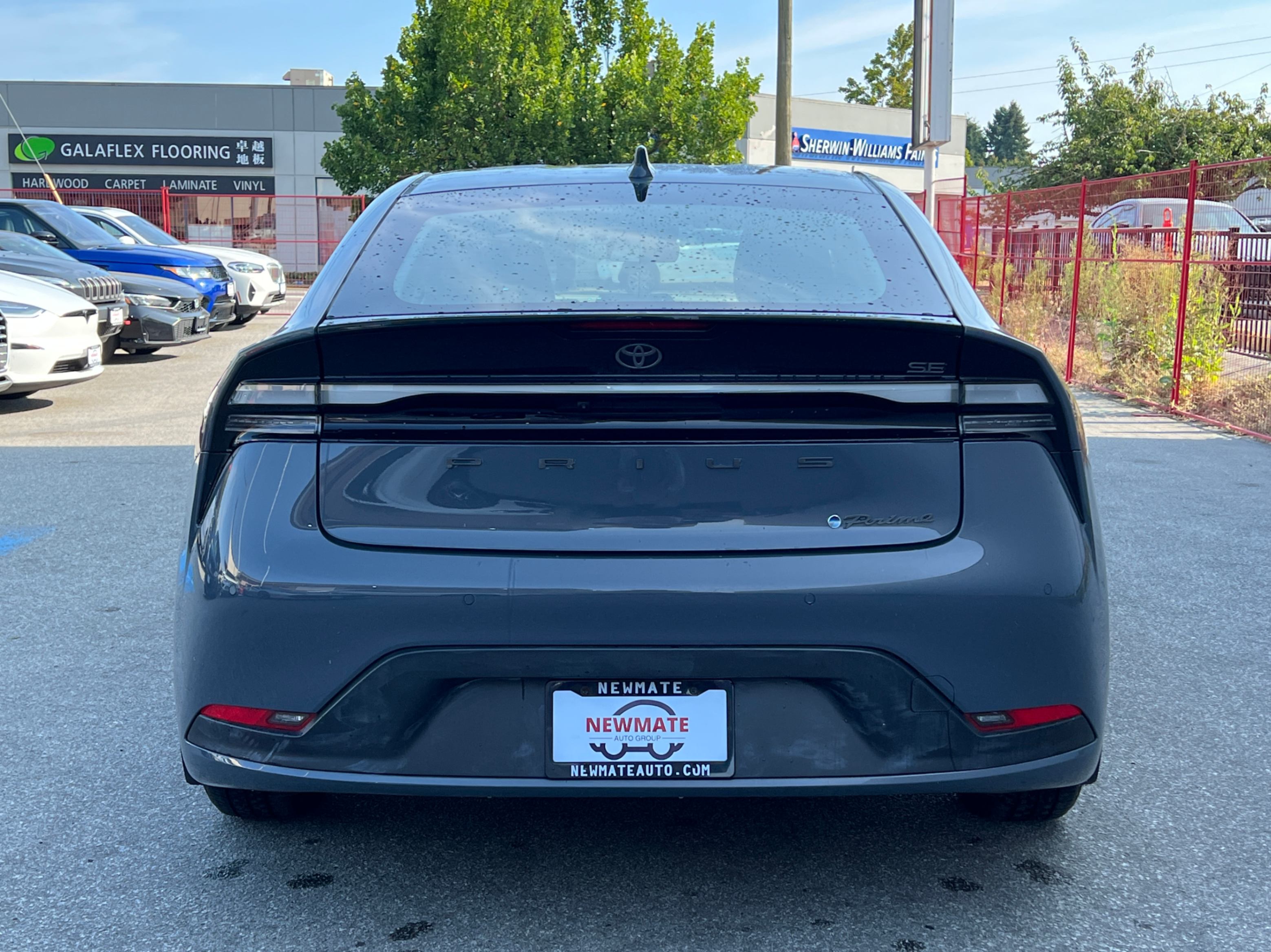 2023 Toyota Prius Prime SE Auto. BC LOCAL VEHICLE. REBUILT TITLE*, Vancouver, Cash