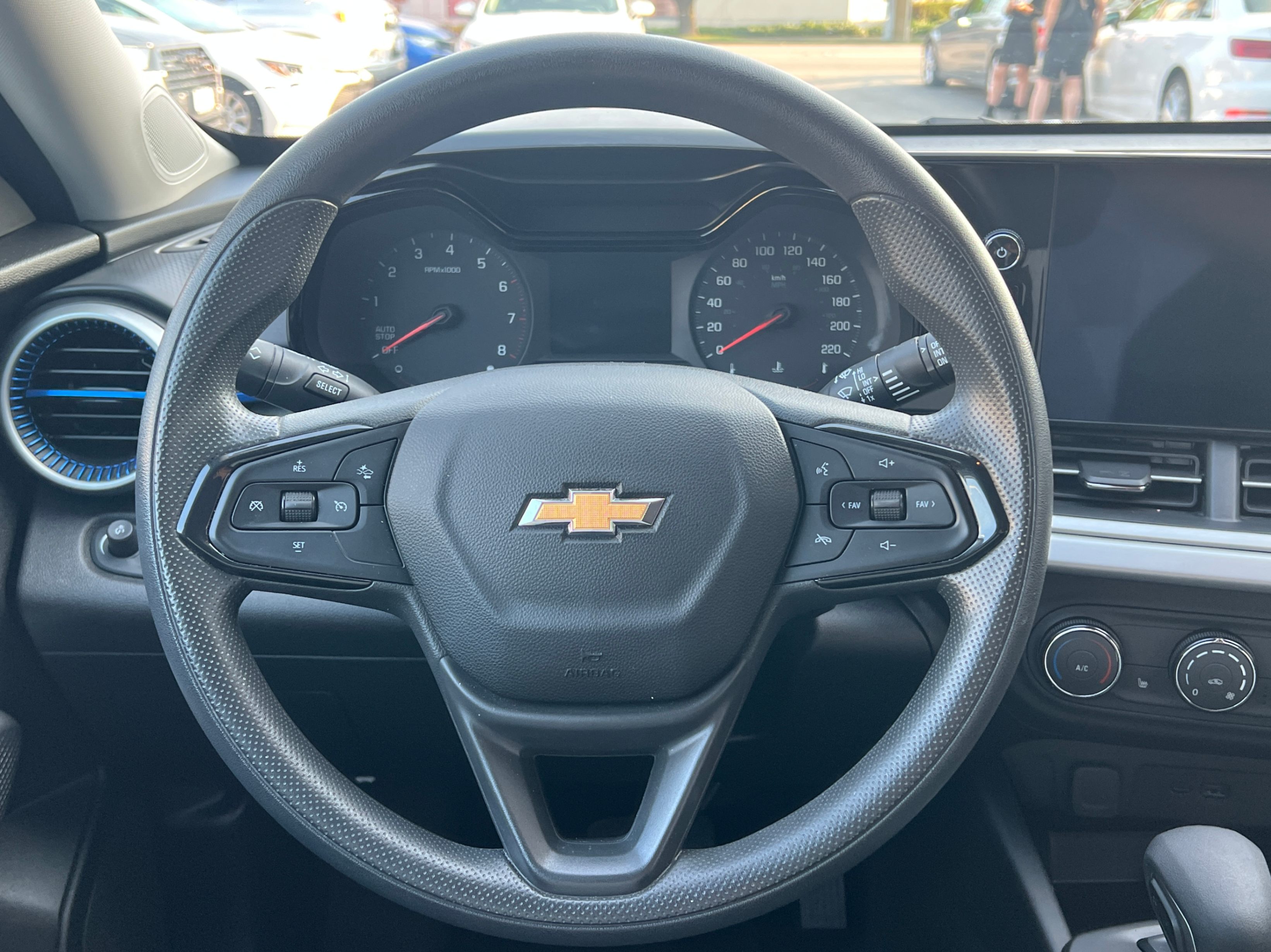 2024 Chevrolet Trax FWD 4dr LS, Vancouver, Cash