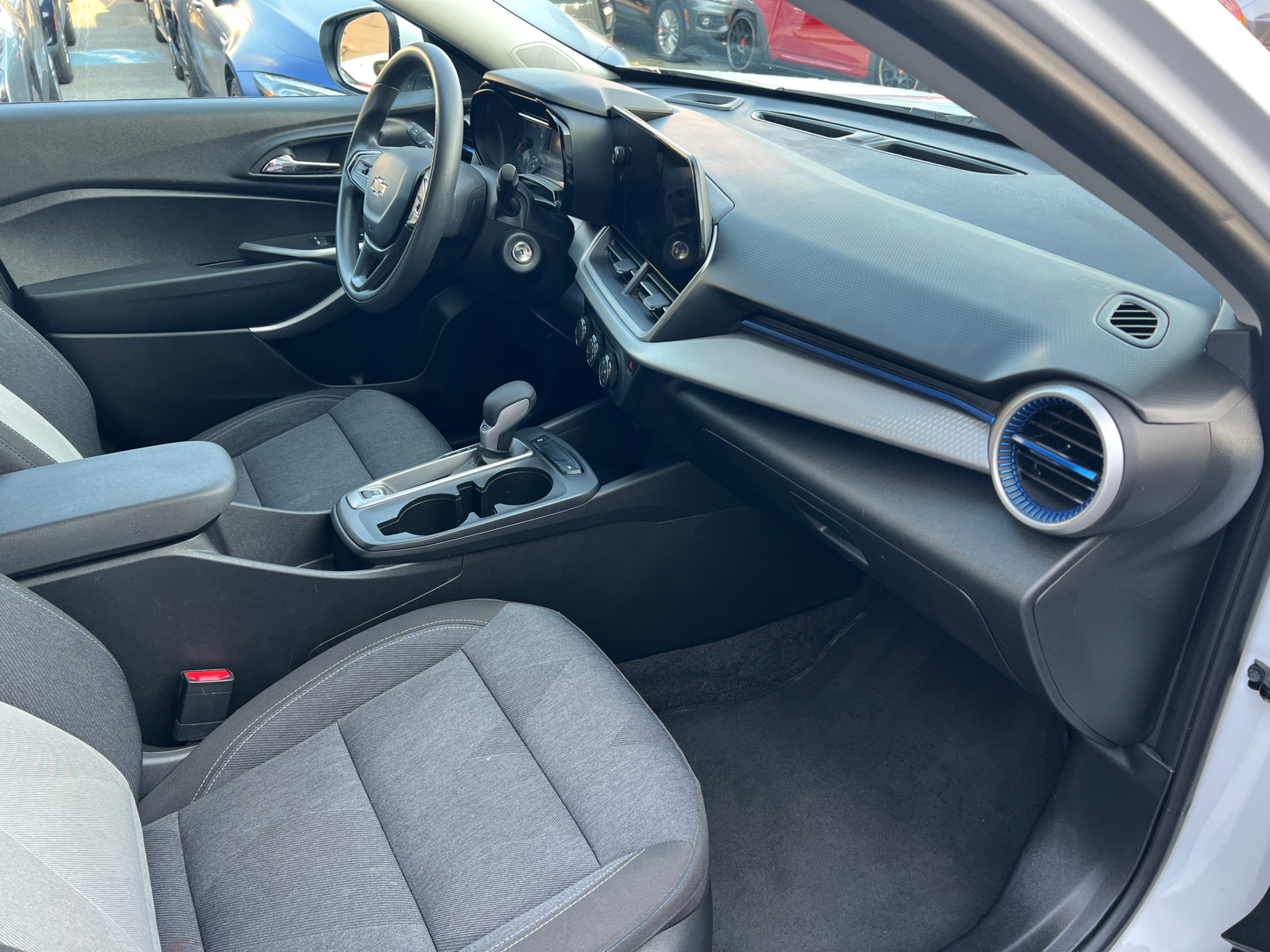 2024 Chevrolet Trax FWD 4dr LS, Vancouver, Cash