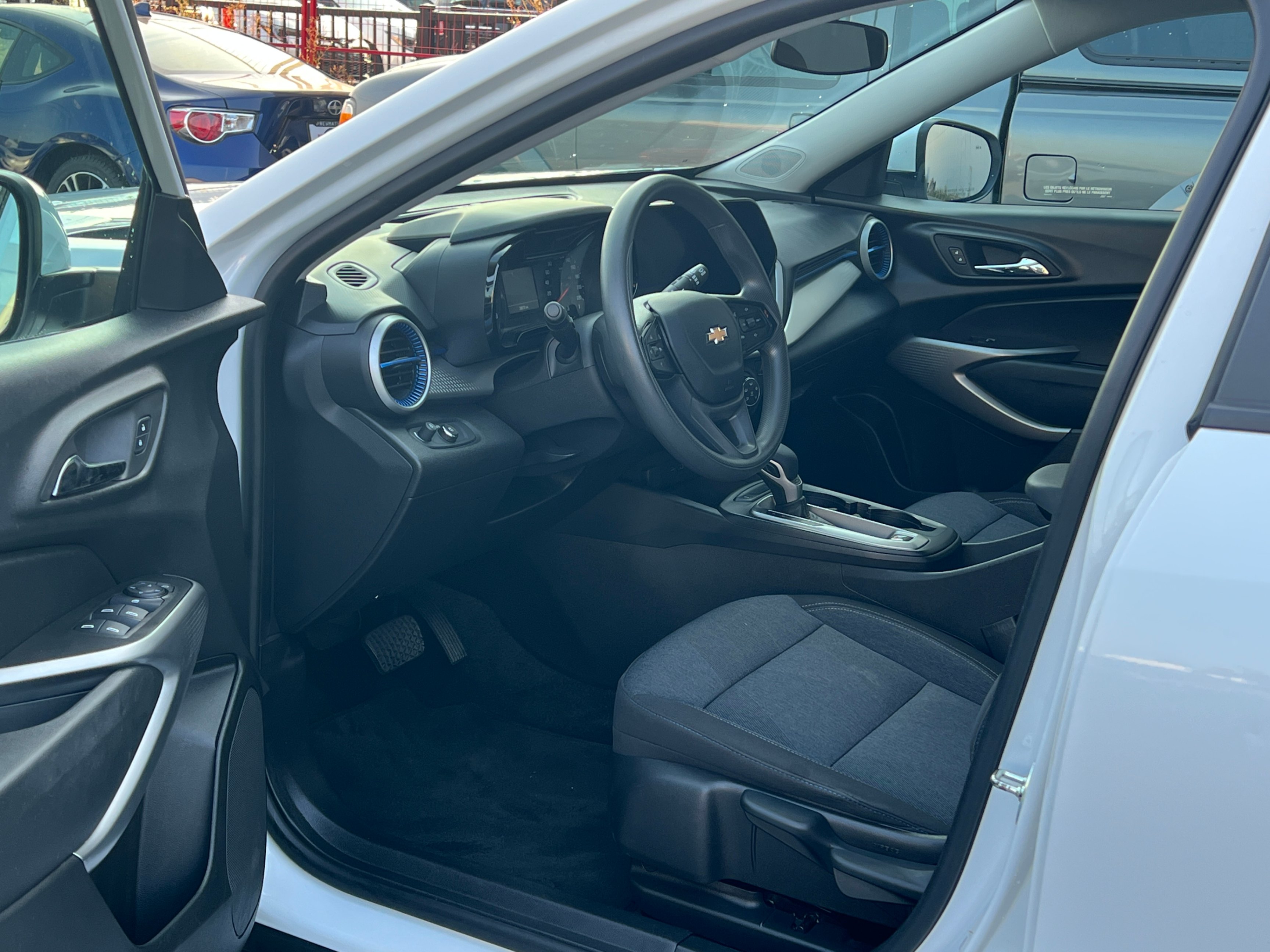 2024 Chevrolet Trax FWD 4dr LS, Vancouver, Cash