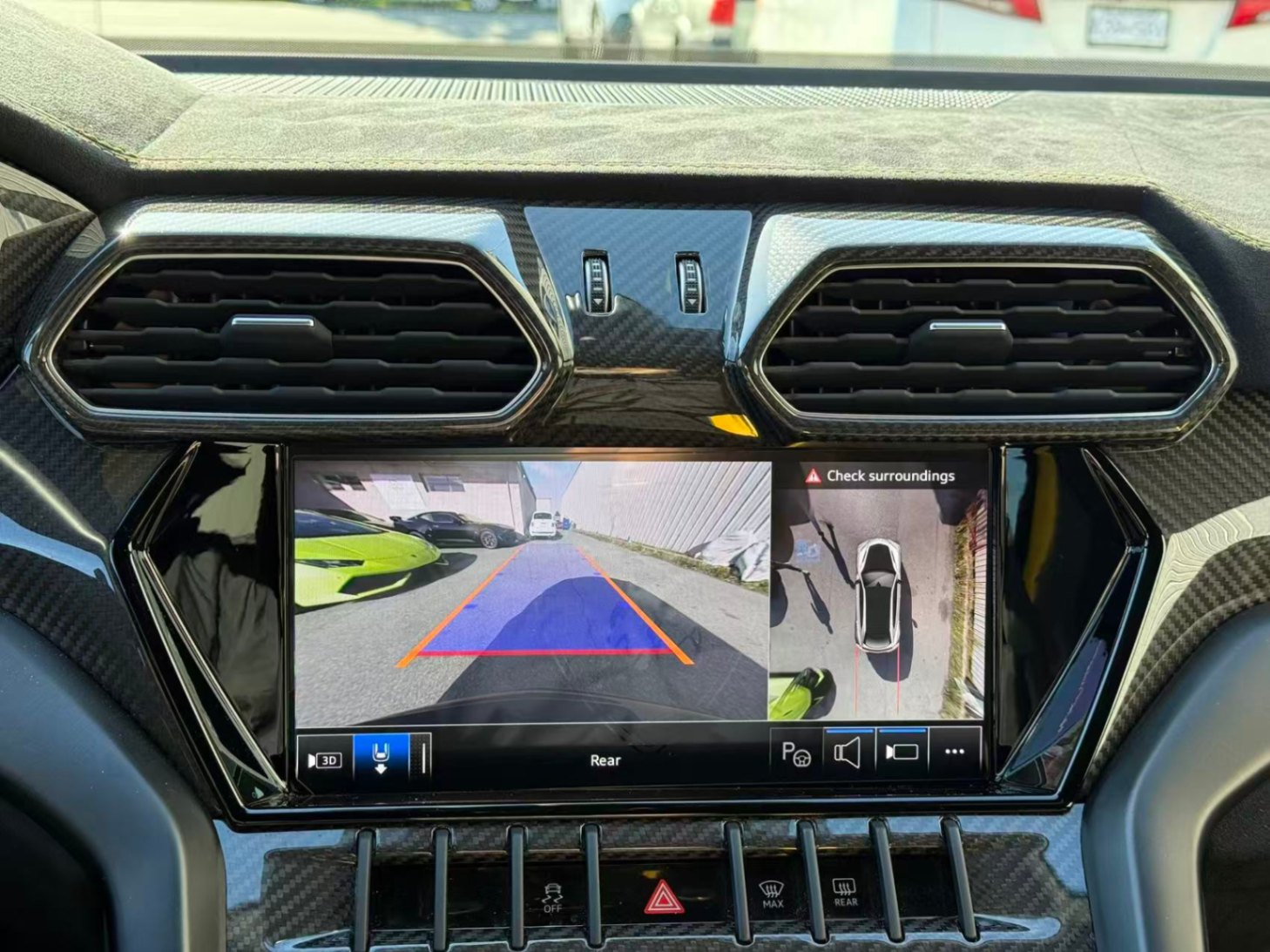 2024 LAMBORGHINI URUS PERFORMANTE, 温哥华, 全款车