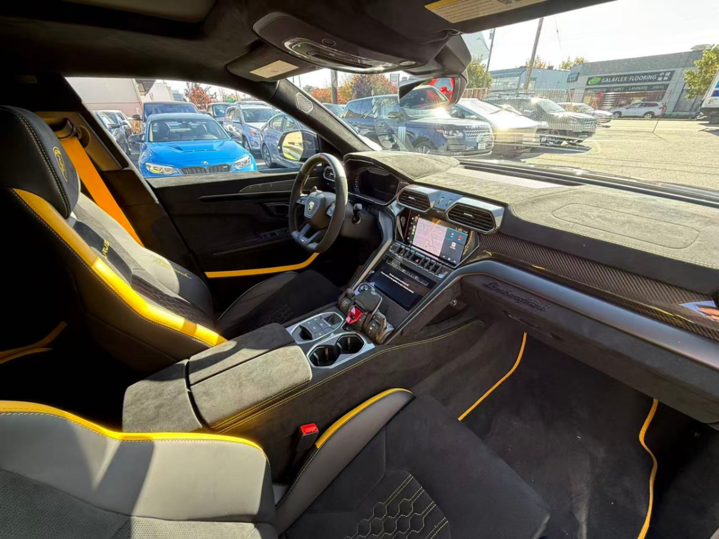 2024 LAMBORGHINI URUS PERFORMANTE, 温哥华, 全款车