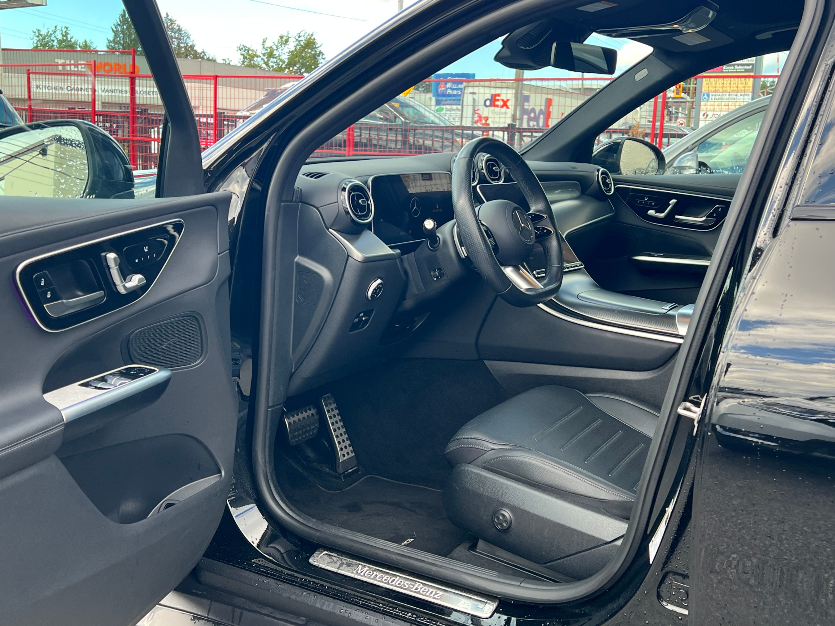 2024 Mercedes-Benz GLC-class GLC 300 4MATIC SUV. NO ACCIDENTS. BC LOCAL VEHICLE., 温哥华, 全款车