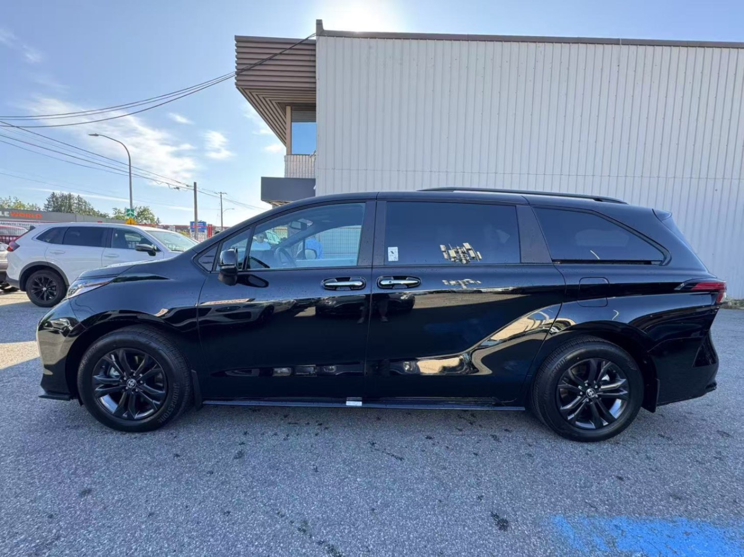 2025 Toyota Sienna XSE HYBRID AWD. 50 KM ONLY!, Vancouver, Cash